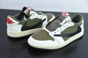 EHFX70966369 Travis Scott x Nike Air Jordan 1 Cream Green Reverse Swoosh Low Top Skate Shoes DM7866-200
