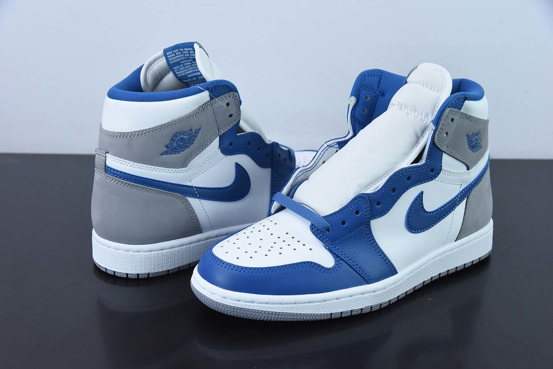 EIV80545358B Air Jordan 1 Jordan 1 High Top Basketball Shoes / Blue White Blue Grey Version FD1437-410
