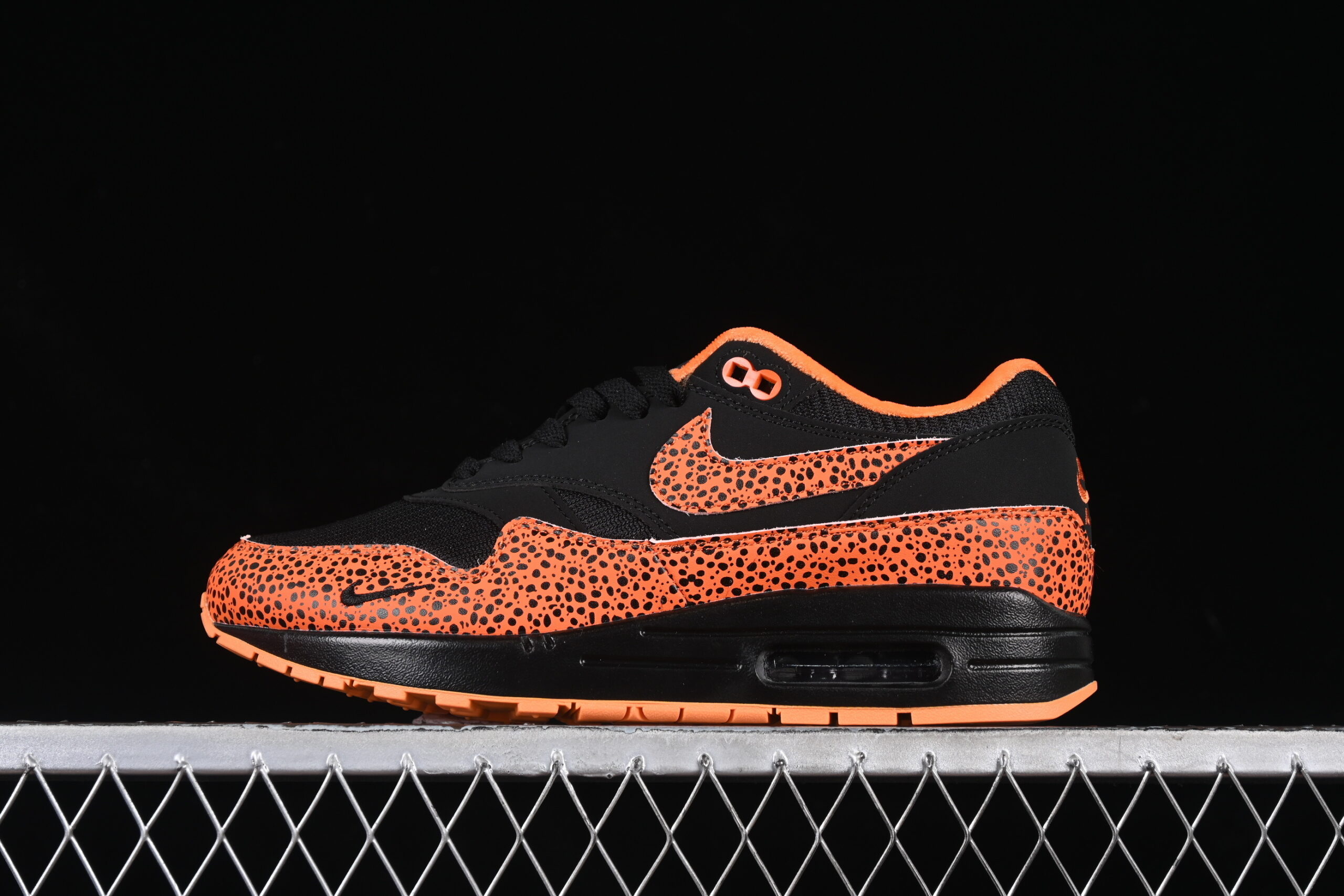 Nike Air Max 1 Nike Retro Running Shoes FD3258-006
