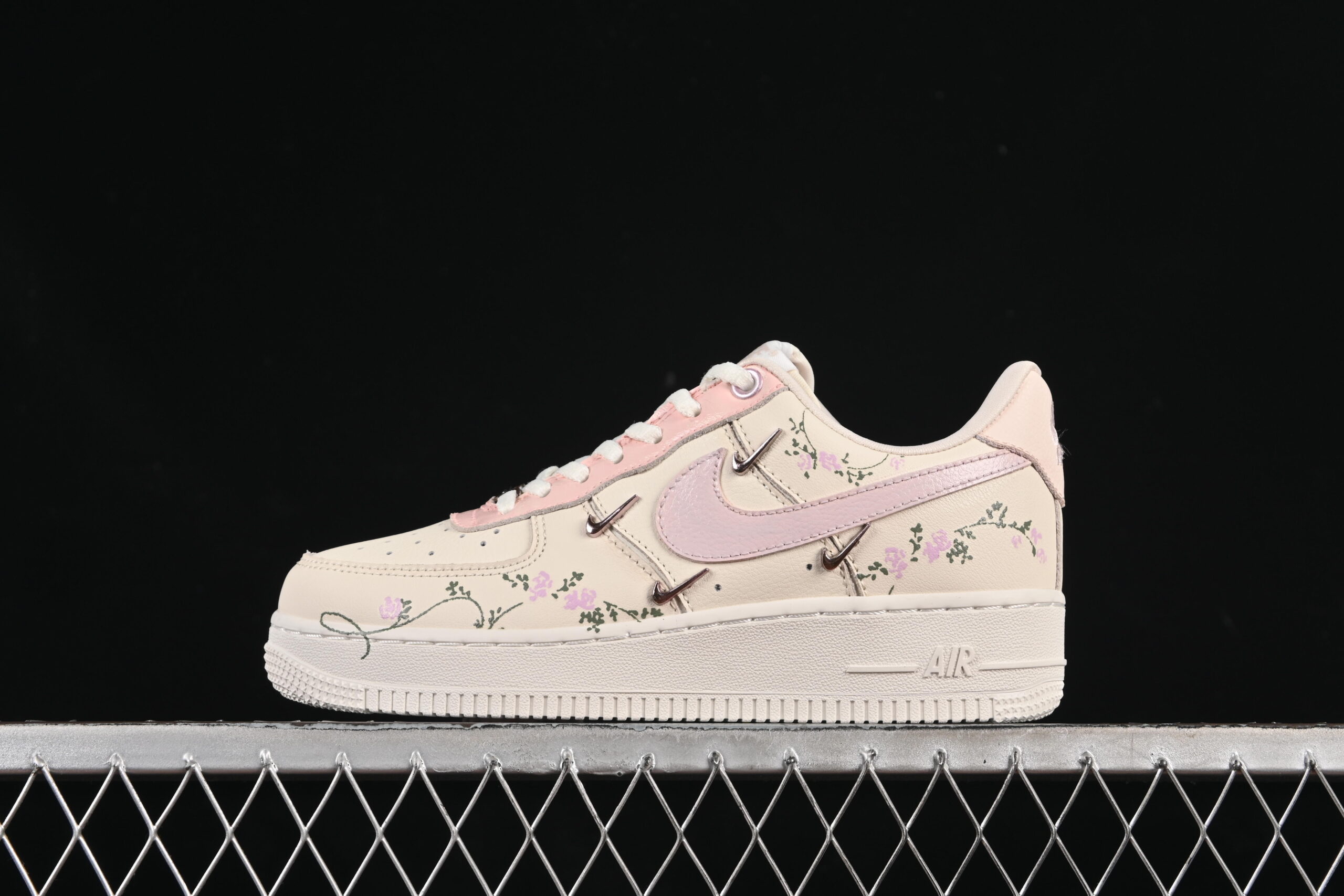Nike Air Force 1'07 Low "Light Pink Flowers" Pink Air Force 1 Low Top Casual Sports Skate Shoes Graffiti Hand Painted FV8110-182
