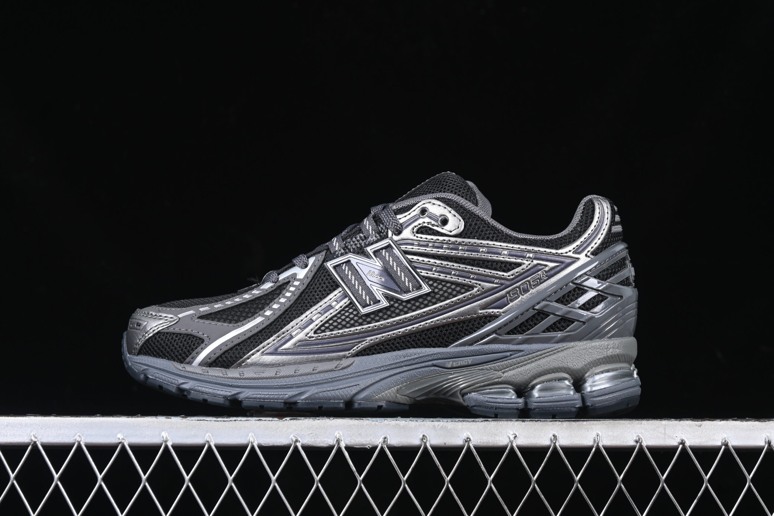 Y Version New Balance 1906 Series Retro Casual Sports Running Shoes M1906RES