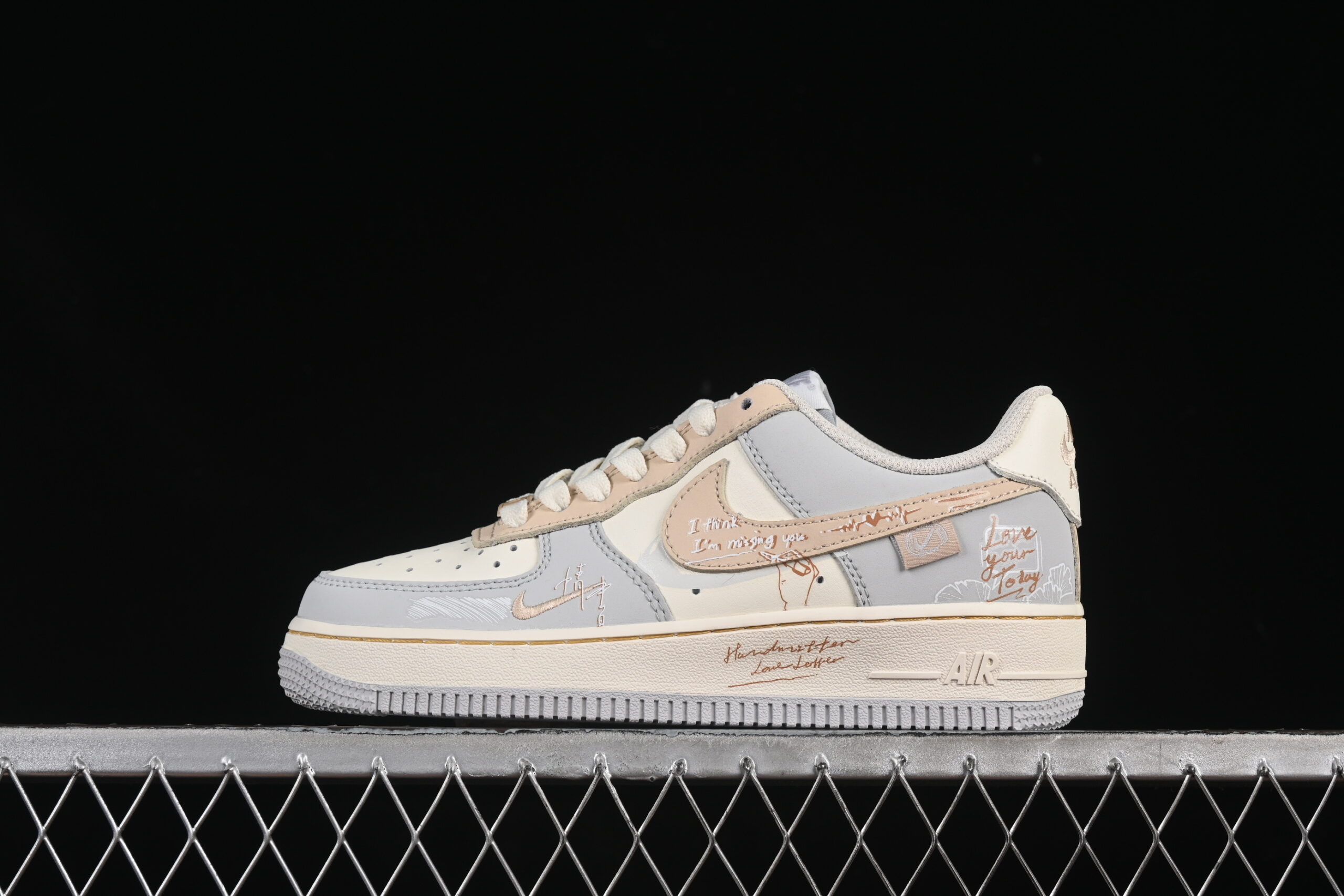 Nike Air Force 1'07 Low "Love Letter" Air Force 1 Low Top Casual Skate Shoes DB3301-111