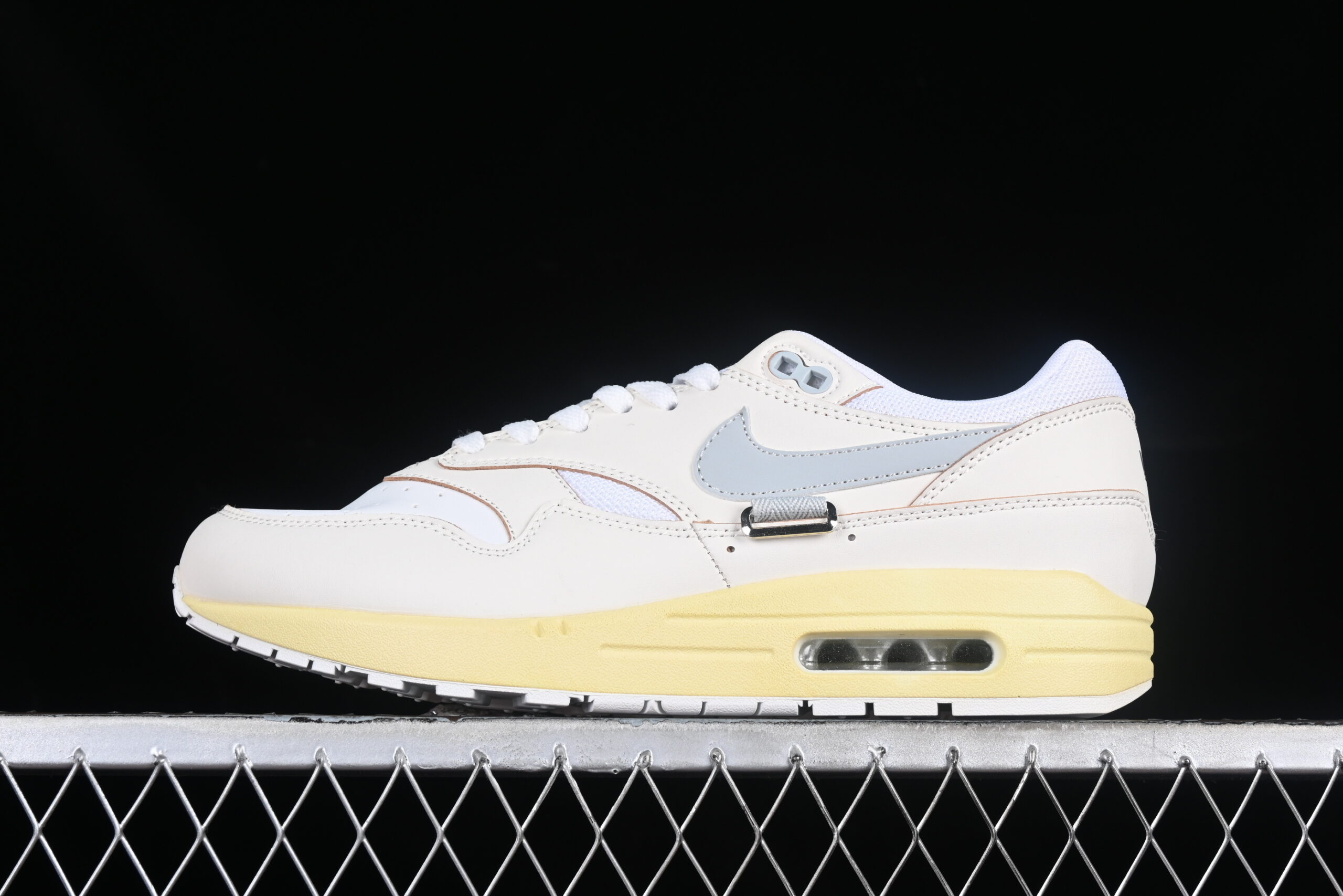 Nike Air Max 1 Nike Retro Running Shoes FJ5472-121