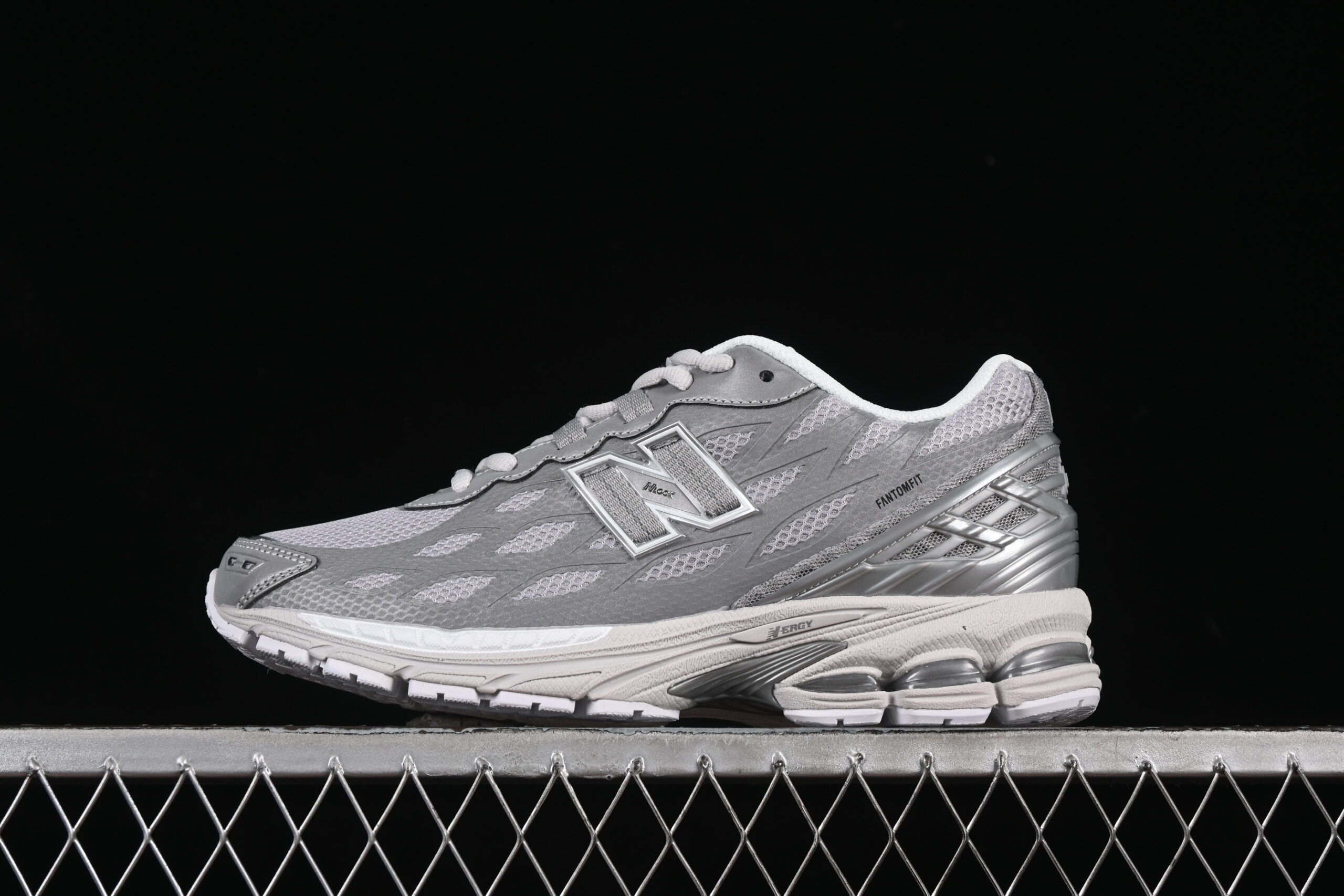 Y Version New Balance 1906 Series Retro Casual Sports Running Shoes M1906WFE