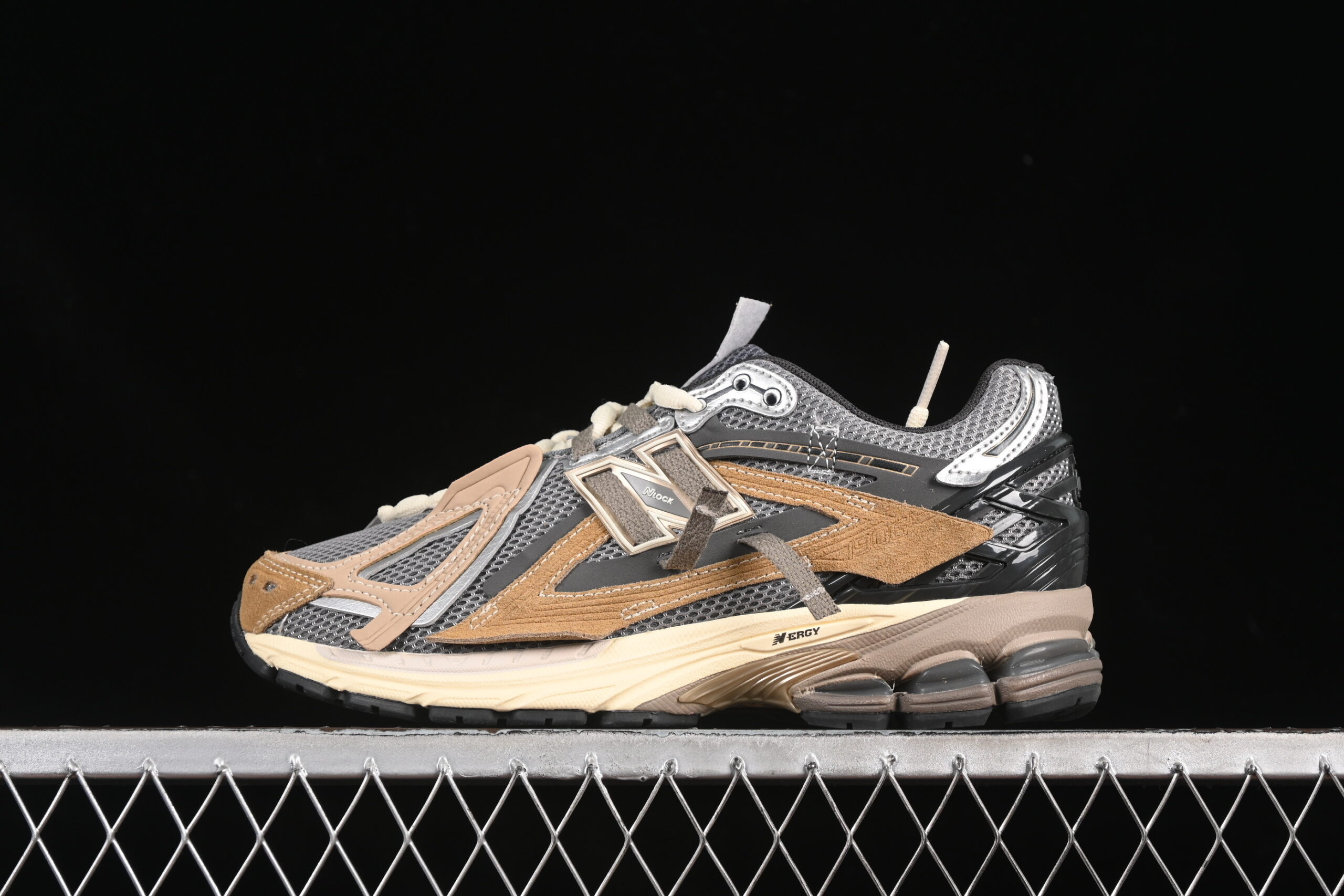 Y Version New Balance 1906 Series Retro Casual Sports Running Shoes U1906AA