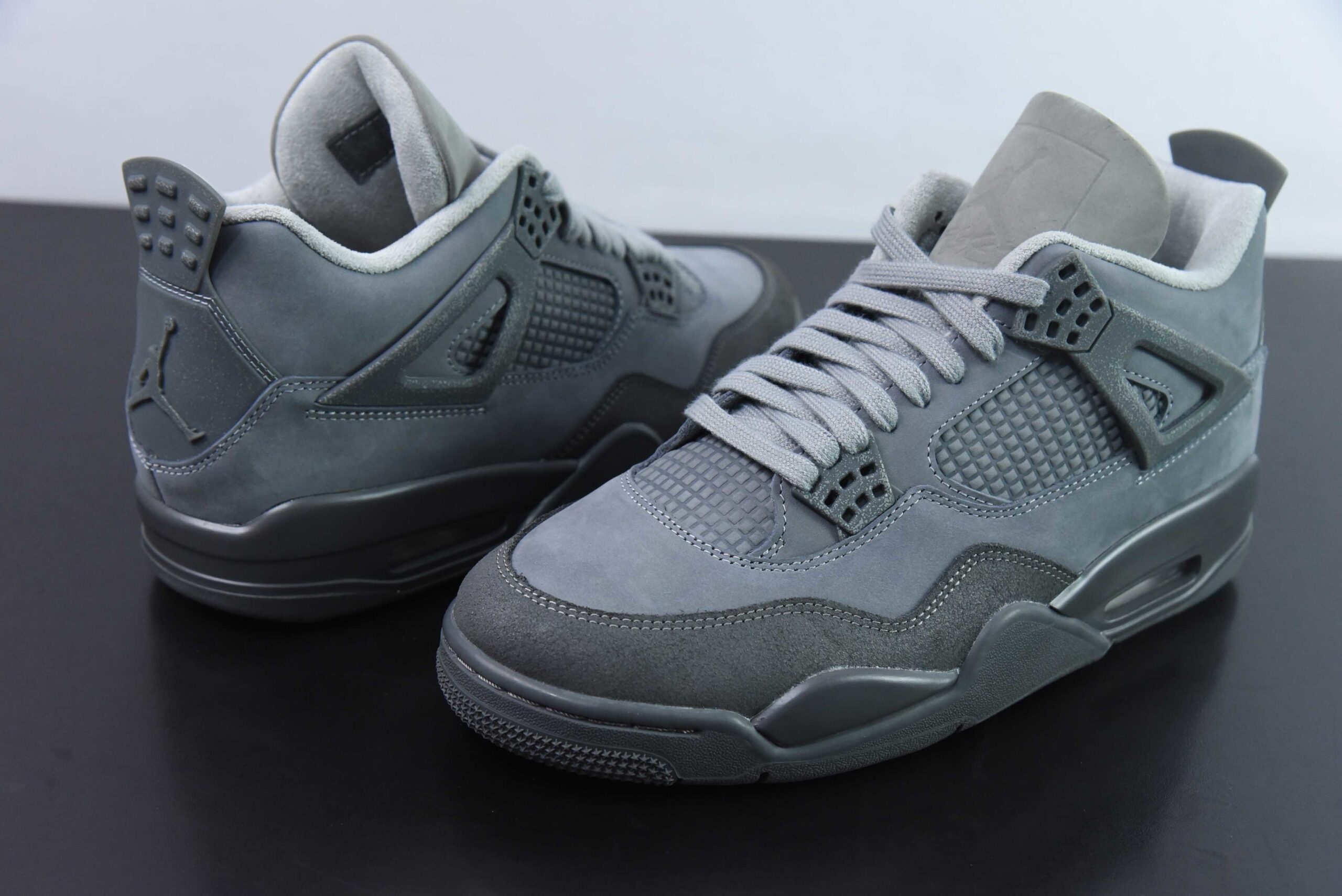 XHFK50567769 Nike AJ4 SE Grey Black FQ7928-001