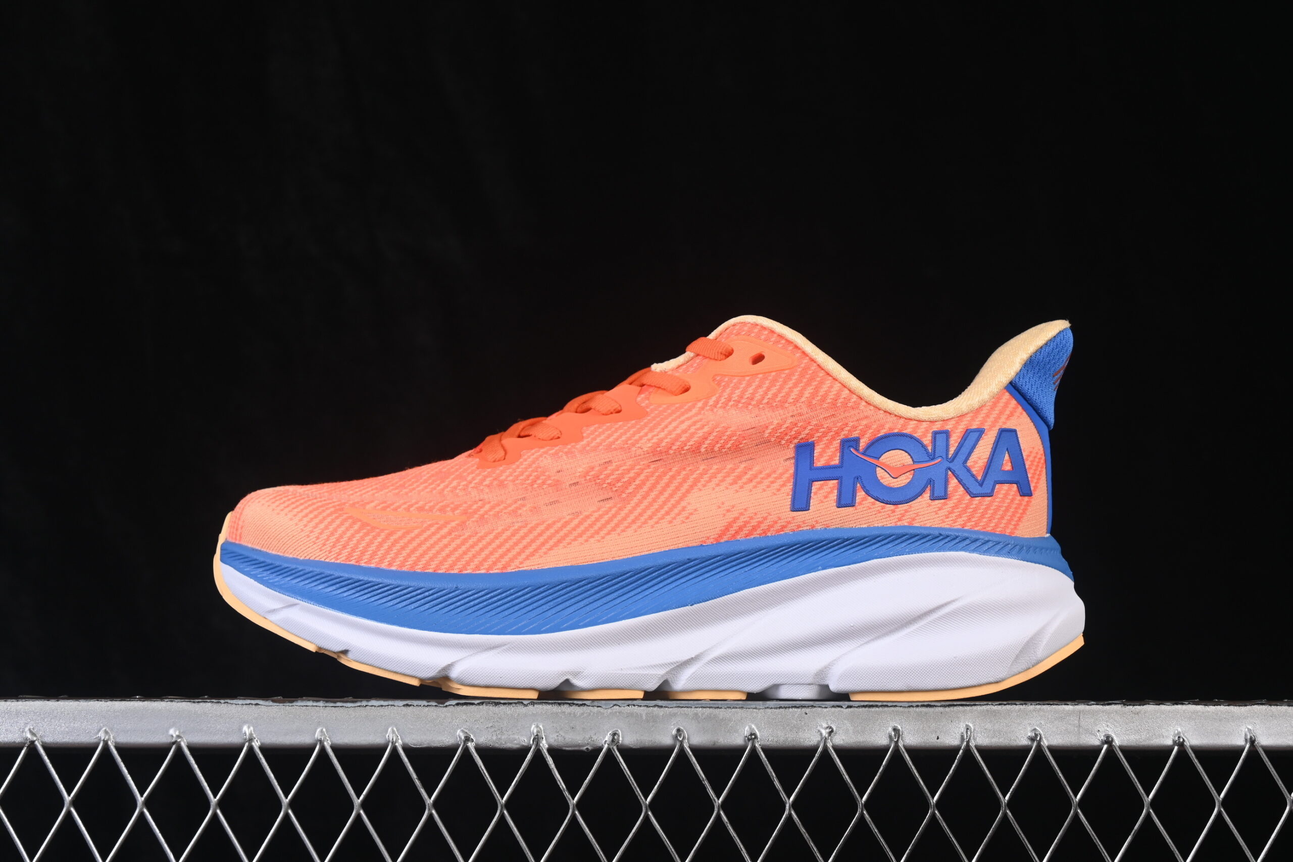 Hoka One One Clifton 9 Series Running Shoes 1127895 VOIM