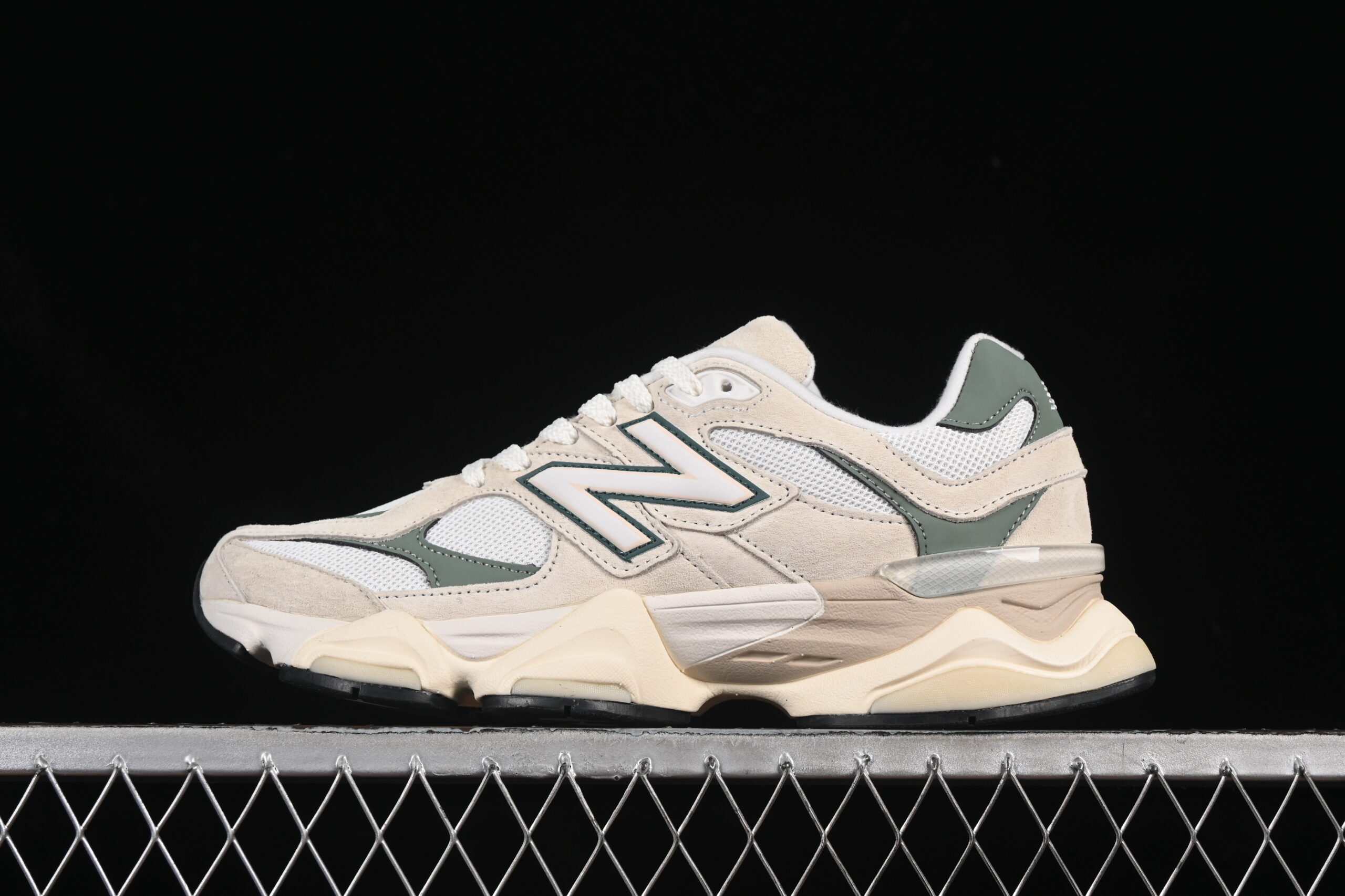 New Balance NB9060 Series Retro Casual Sports Running Shoes U9060EEI