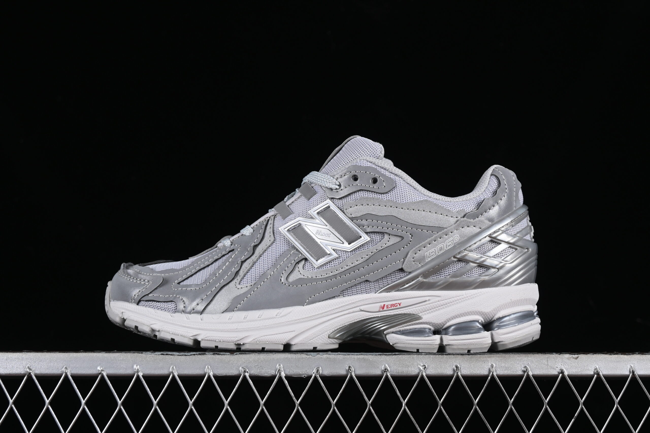 Company Level New Balance 1906 Series Retro Casual Sports Running Shoes M1906DH