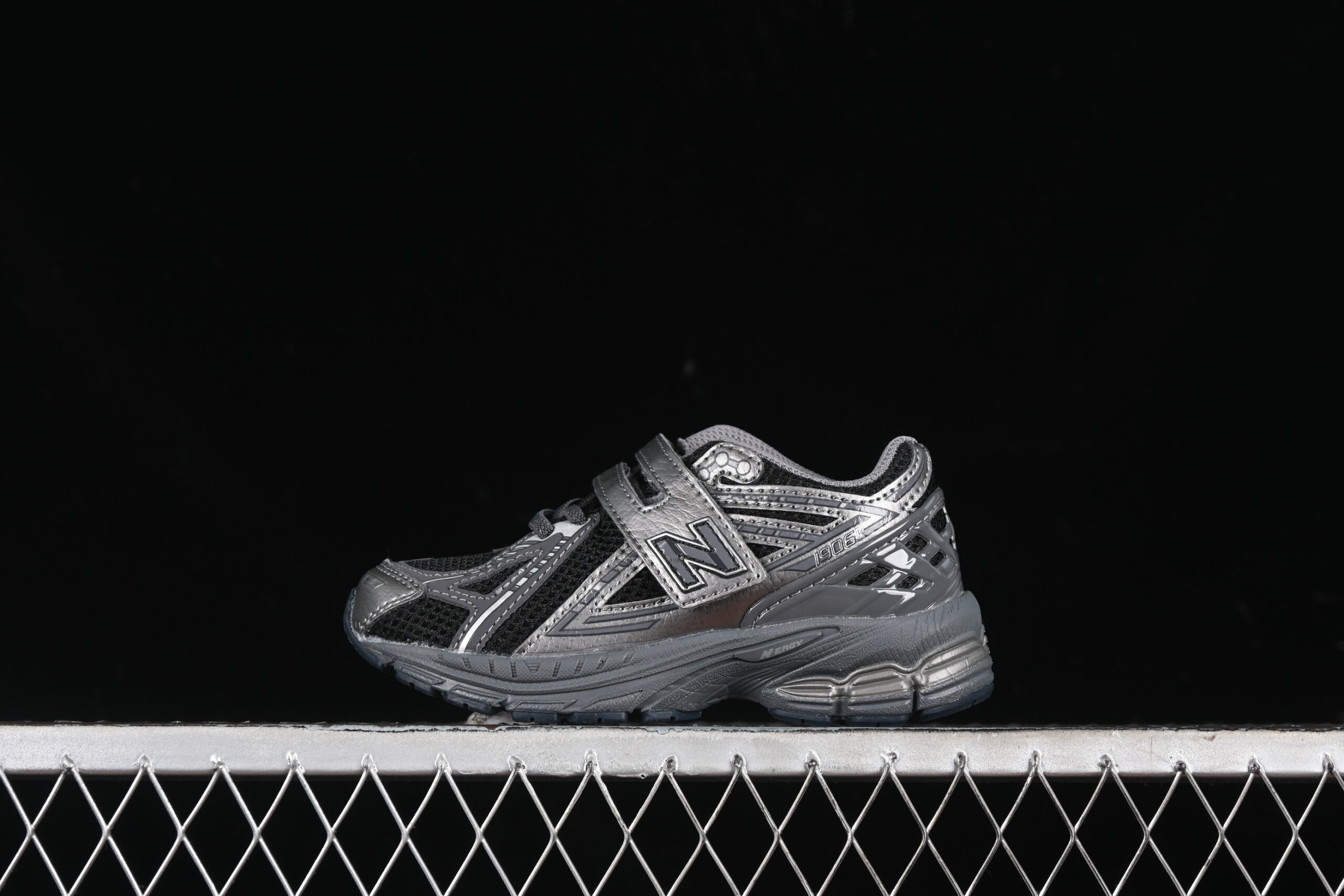 New Balance NB 1906R Series New Balance PV1906EX