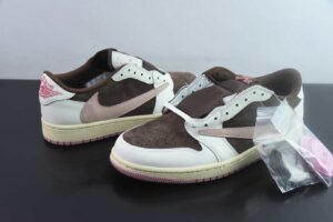GLO45500942 Travis Scott x Air Jordan 1 White Brown Pink DZ4137-206