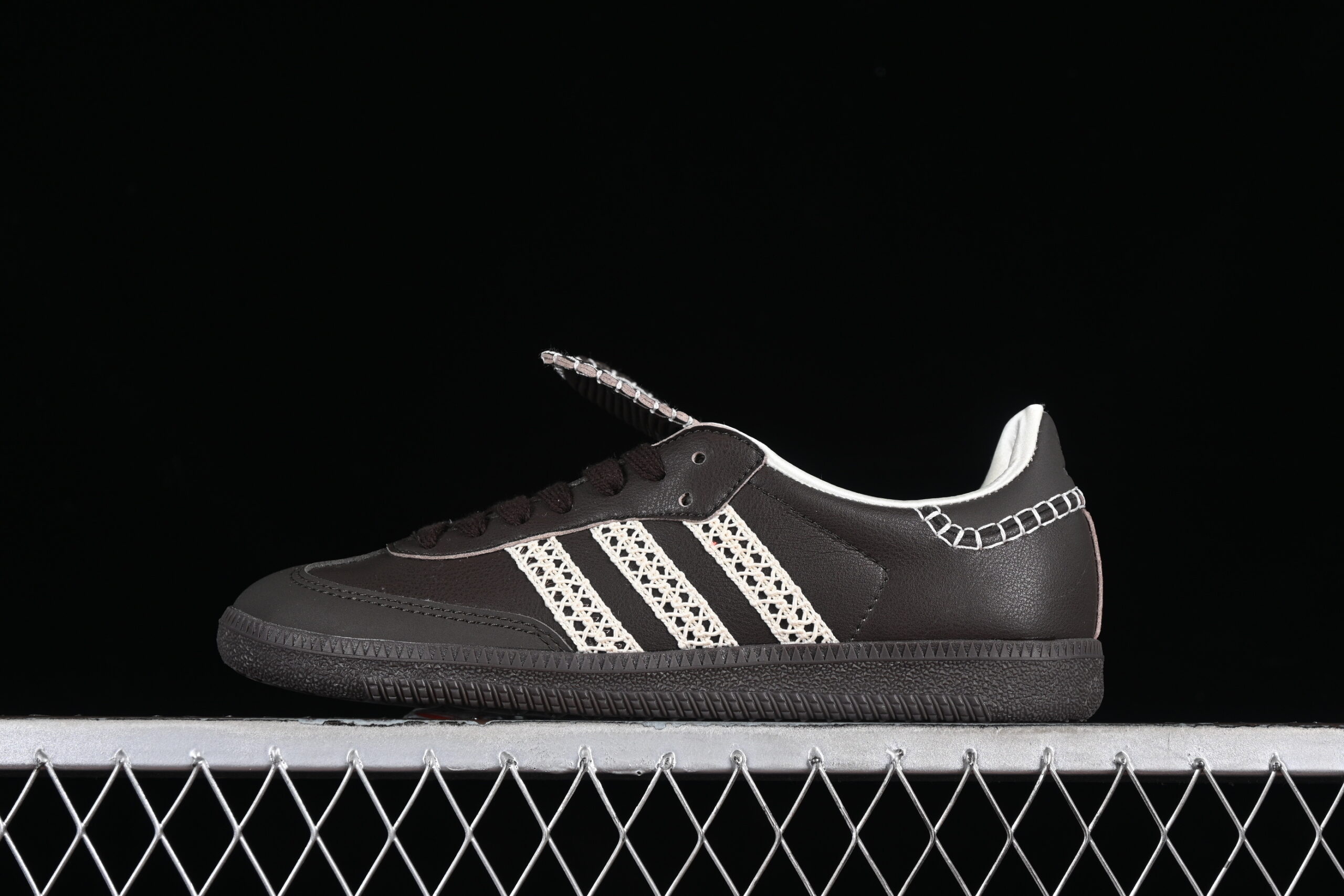 Wales Bonner x Ad Samba FX7517 Collaboration Originals Casual Skate Shoes