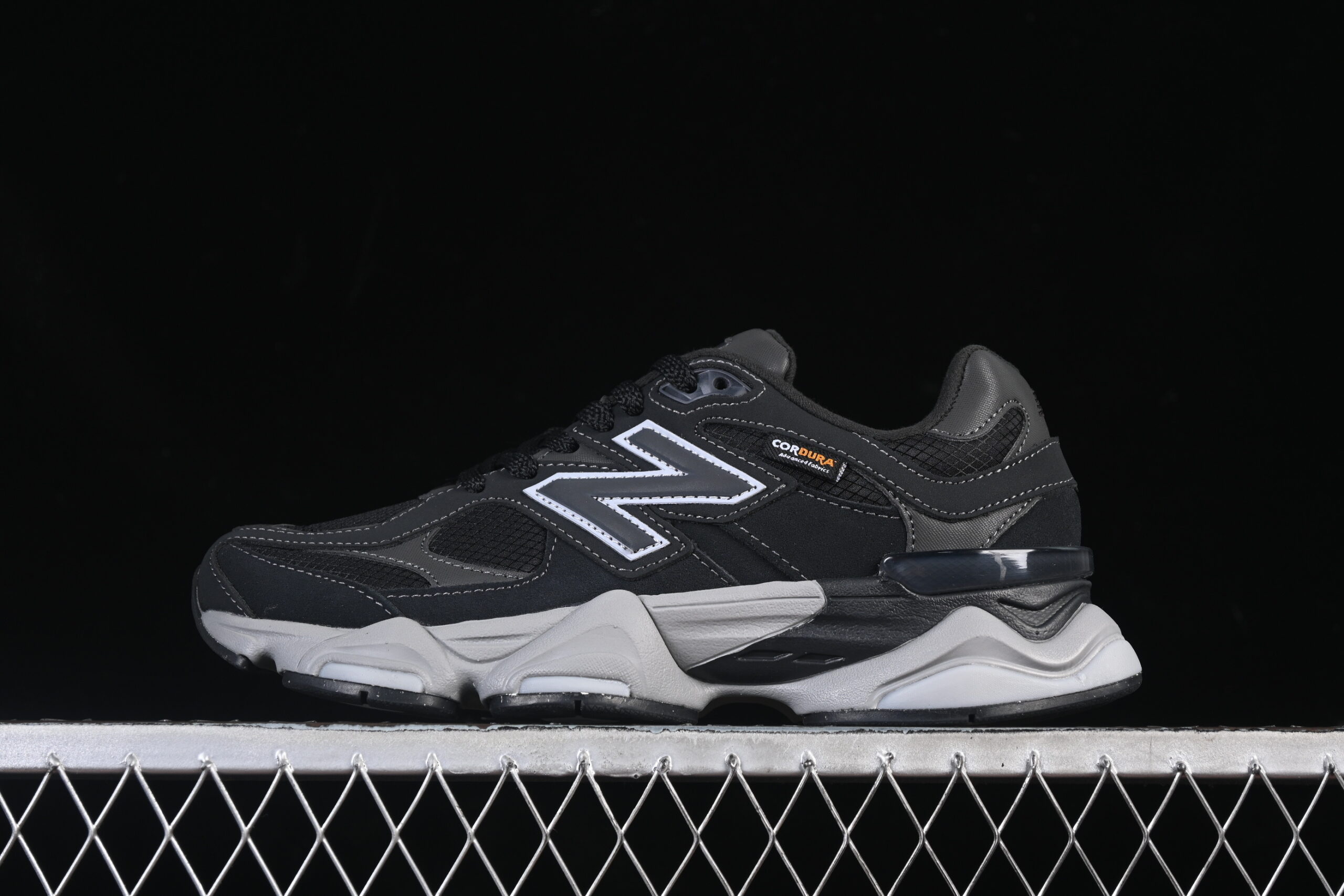 New Balance NB9060 Series Retro Casual Sports Running Shoes U9060ORA