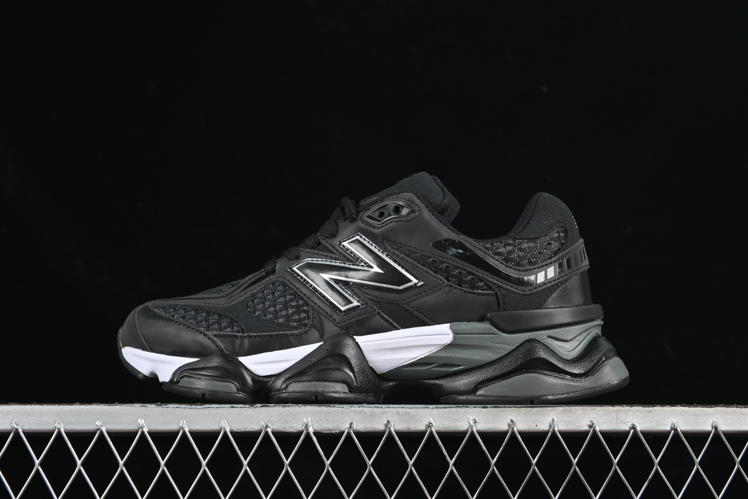 New Balance NB9060 Series Retro Casual Sports Running Shoes U9060PNR