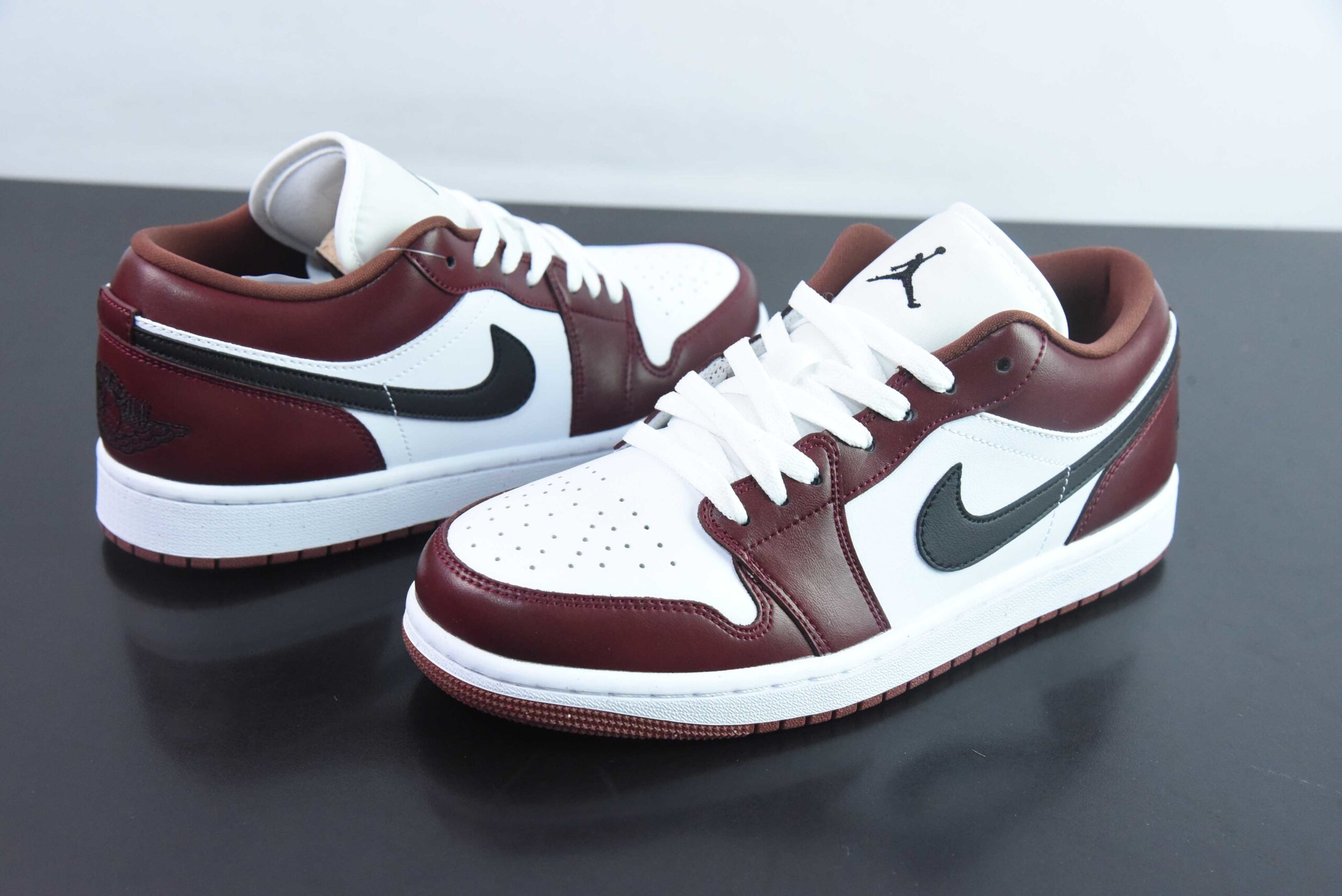 IAJF73348137 Nike Air Jordan 1 Jordan 1 Low Top Culture Casual Skate Shoes HF3148-102