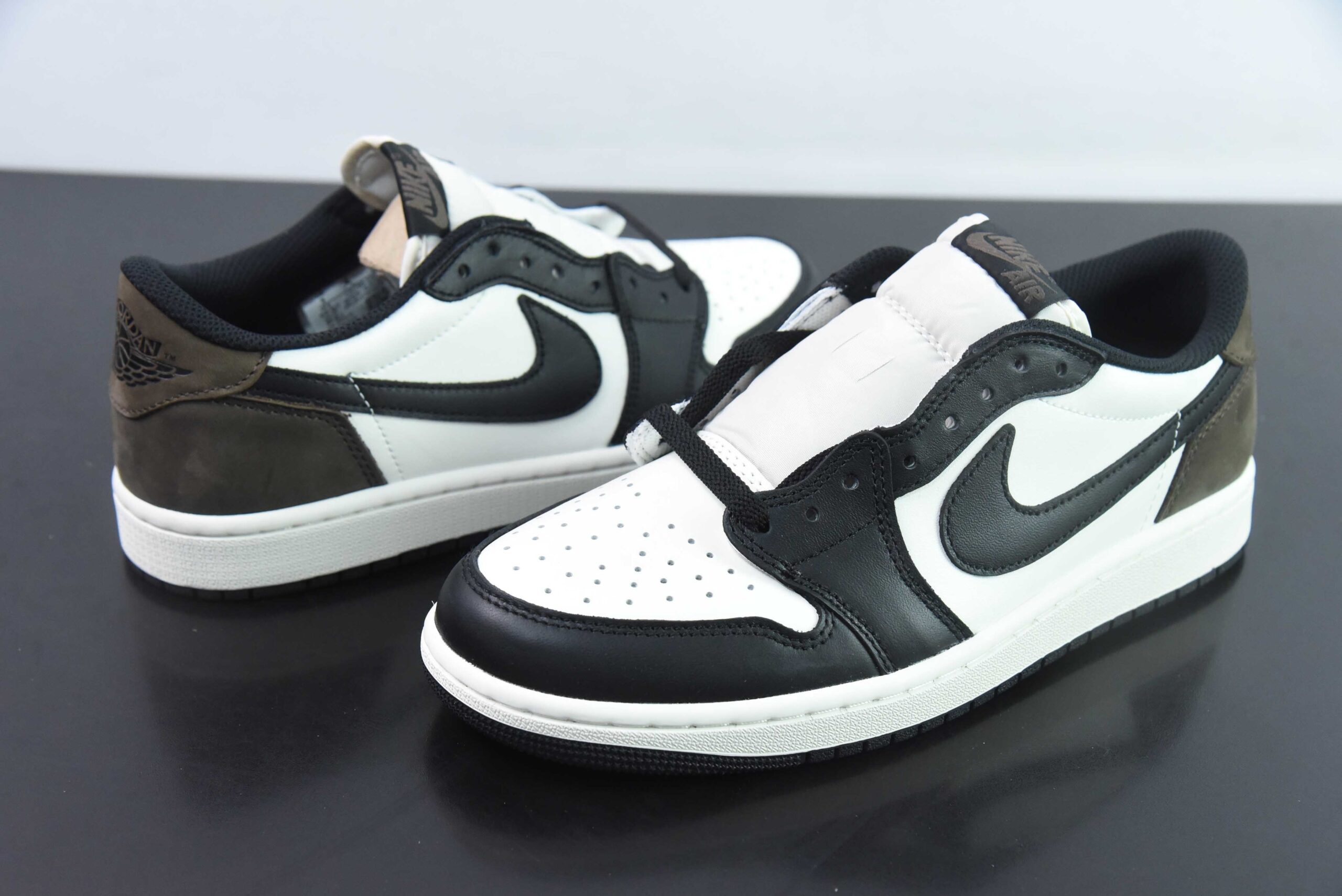 IAJF75895849 Nike Air Jordan 1 Retro OG Low Top Black Brown CZ0790-102