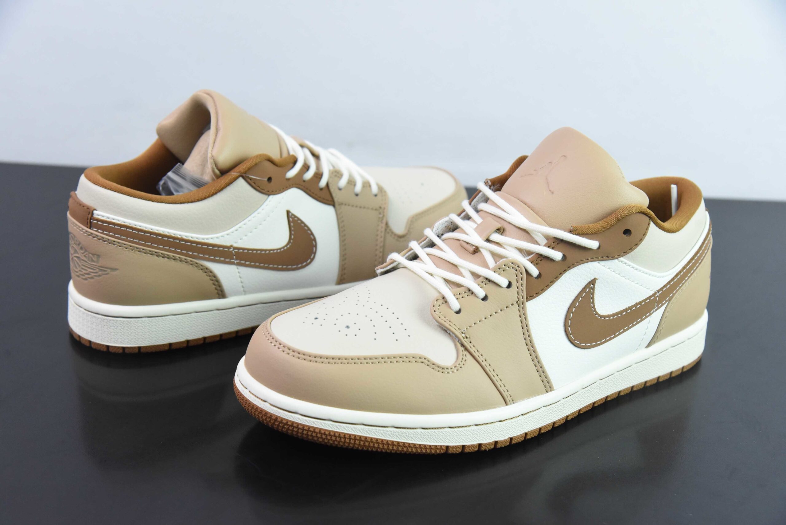 IAJL85954639 Nike Air Jordan 1 Retro Premium White HF5753 221