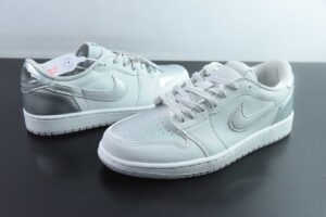 JLM15933937 Air Jordan 1 OG Metallic Silver Grey CZ0790-002