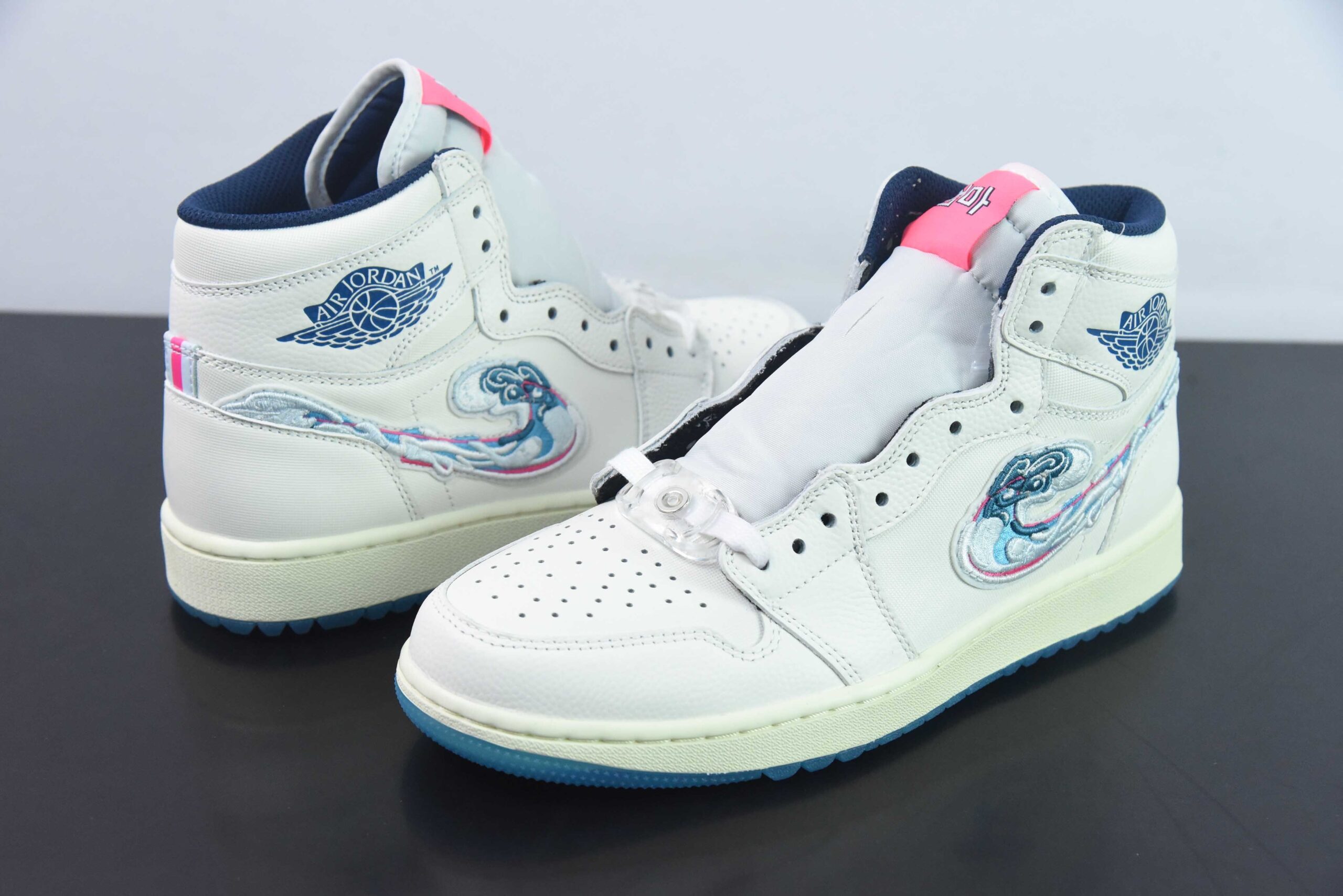 KAJS77831140 Michelle Wie West x Air Jordan 1 High High Top Collaboration White Pink Blue FV3565-100