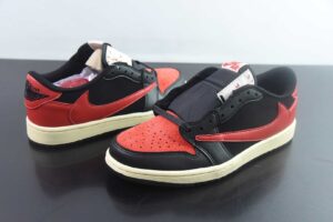 KDC53015431 Fragment x Travis Scott x Air Jordan 1 Triple Collaboration Low Top Reverse Swoosh Skate Shoes Black Red DM7866-061