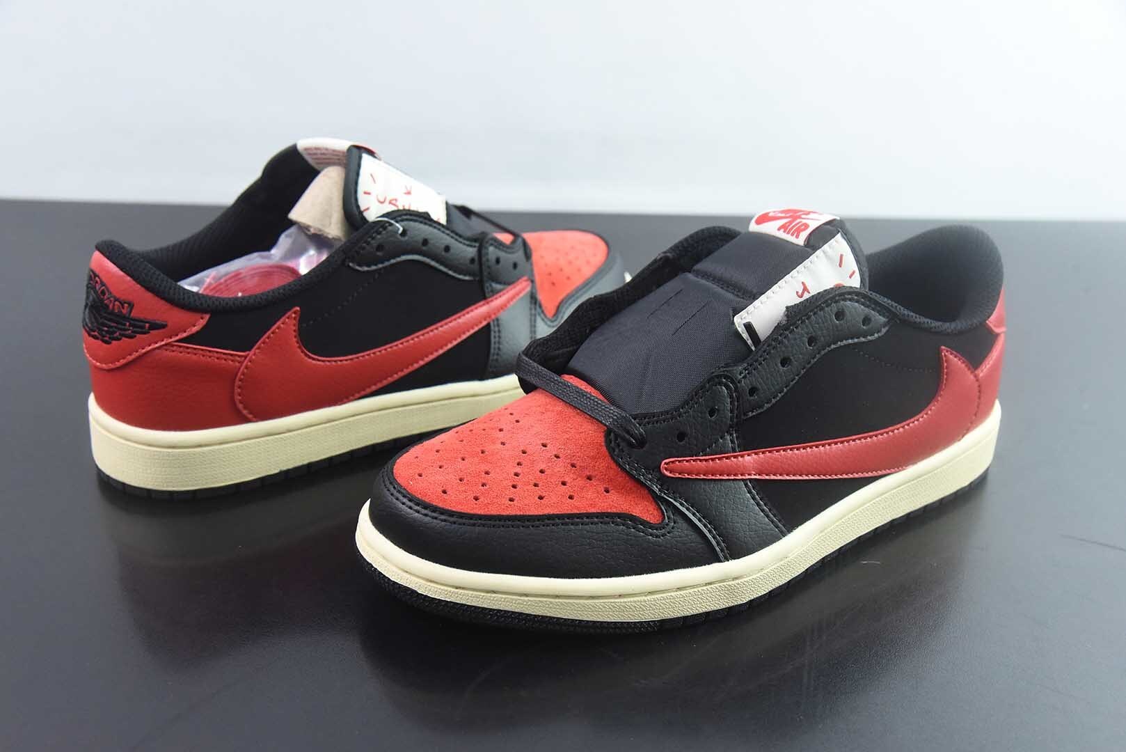 KDC53015431 Fragment x Travis Scott x Air Jordan 1 Triple Collaboration Low Top Reverse Swoosh Skate Shoes Black Red DM7866-061