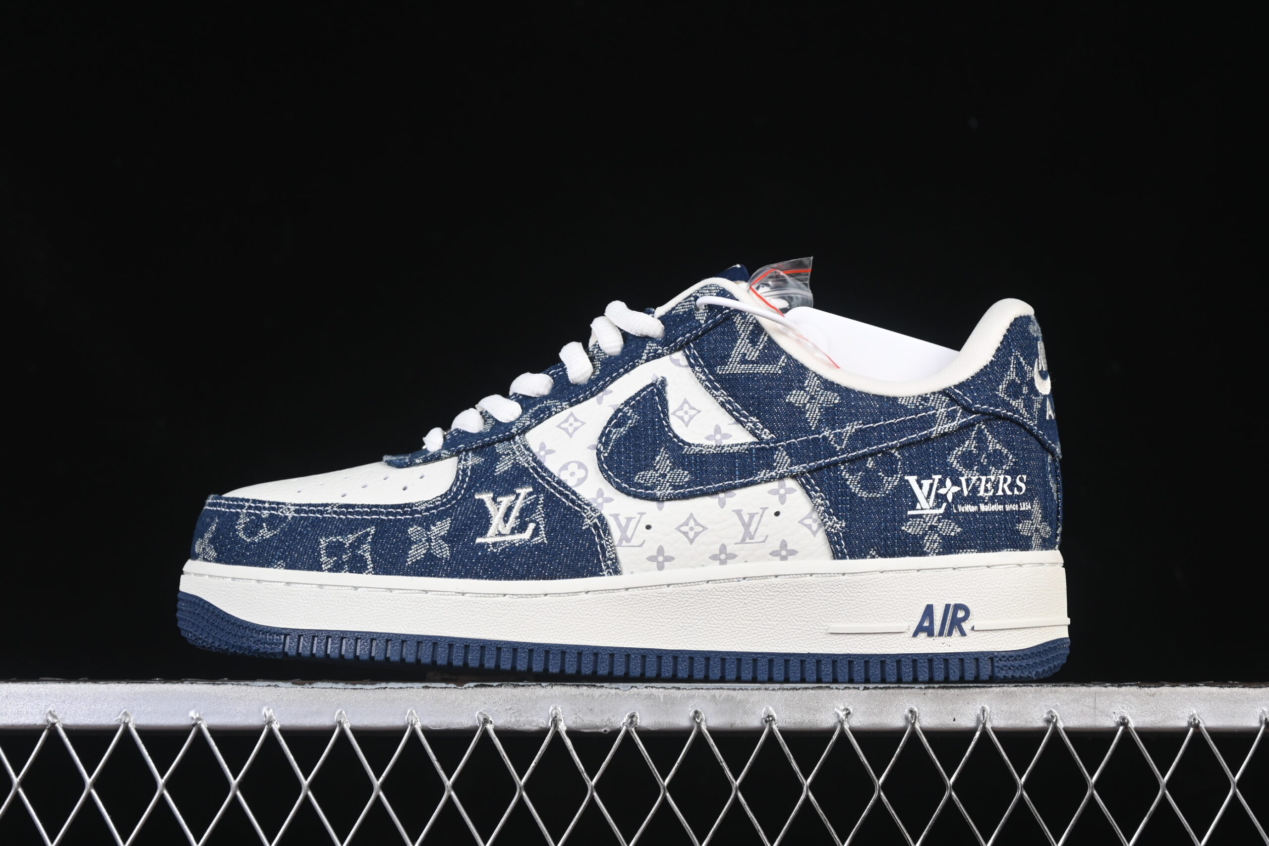 Nike Air Force 1'07 Low LV Collaboration White Blue Air Force 1 Low Top Casual Skate Shoes YF9511-811