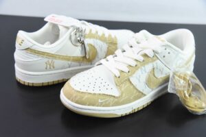 KFWY17159031 Nike SB DunkMLB Collaboration - Yellow Low Top Casual Skate Shoes DQ1098-346