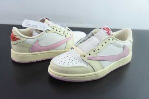 MFQ51367142 Travis Scott x FDxAir Jordan 1 OG SP Reverse Swoosh Triple Collaboration Low Top Basketball Shoes Cream Yellow Pink IQ7604-102