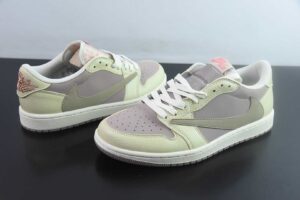 MNX55387732 Fragment x Travis Scott x Air Jordan 1 Triple Collaboration Reverse Swoosh DM7866 492
