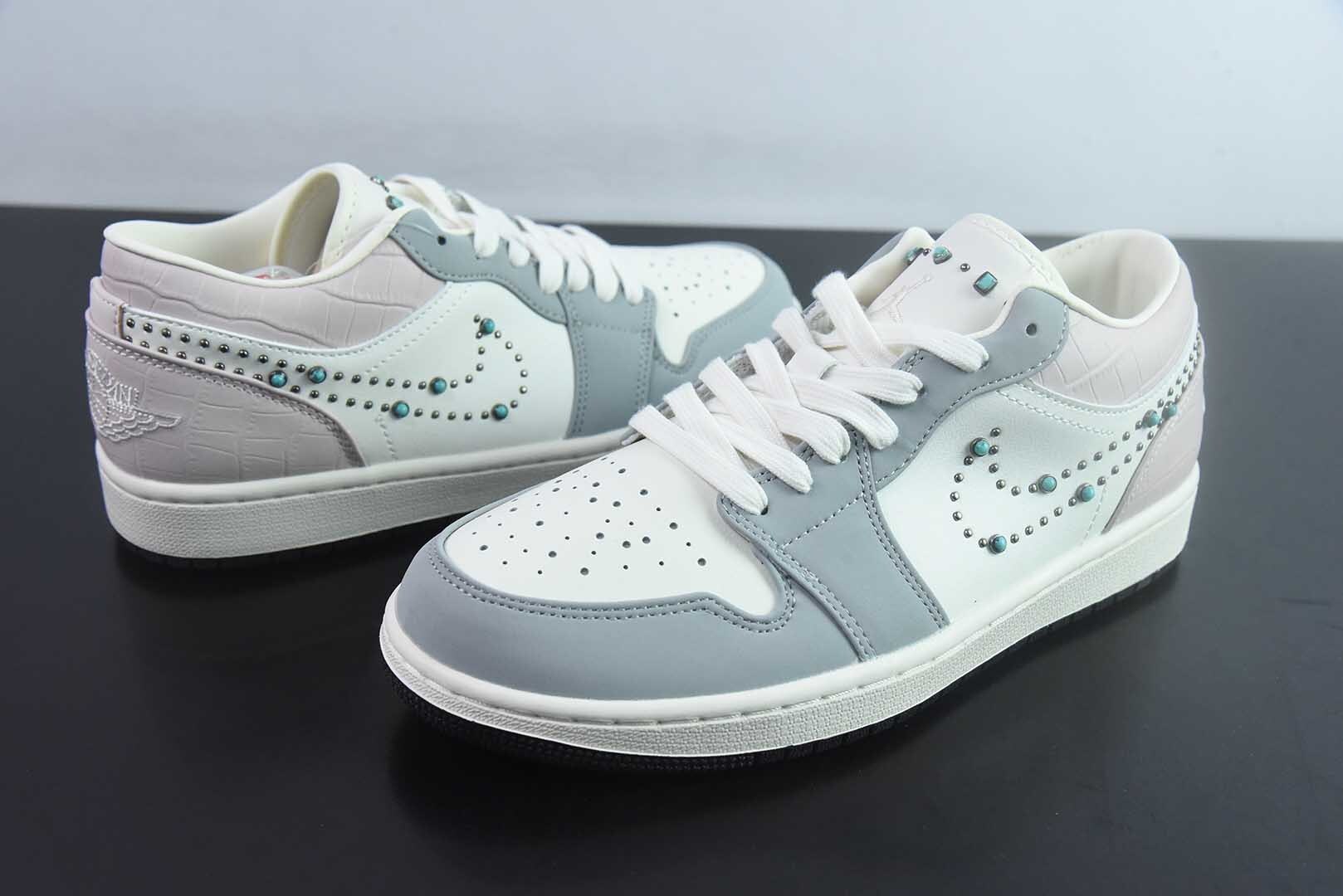 NAJT33015239 Nike Air Jordan 1 Low Top Casual Skate Shoes IH7319-001