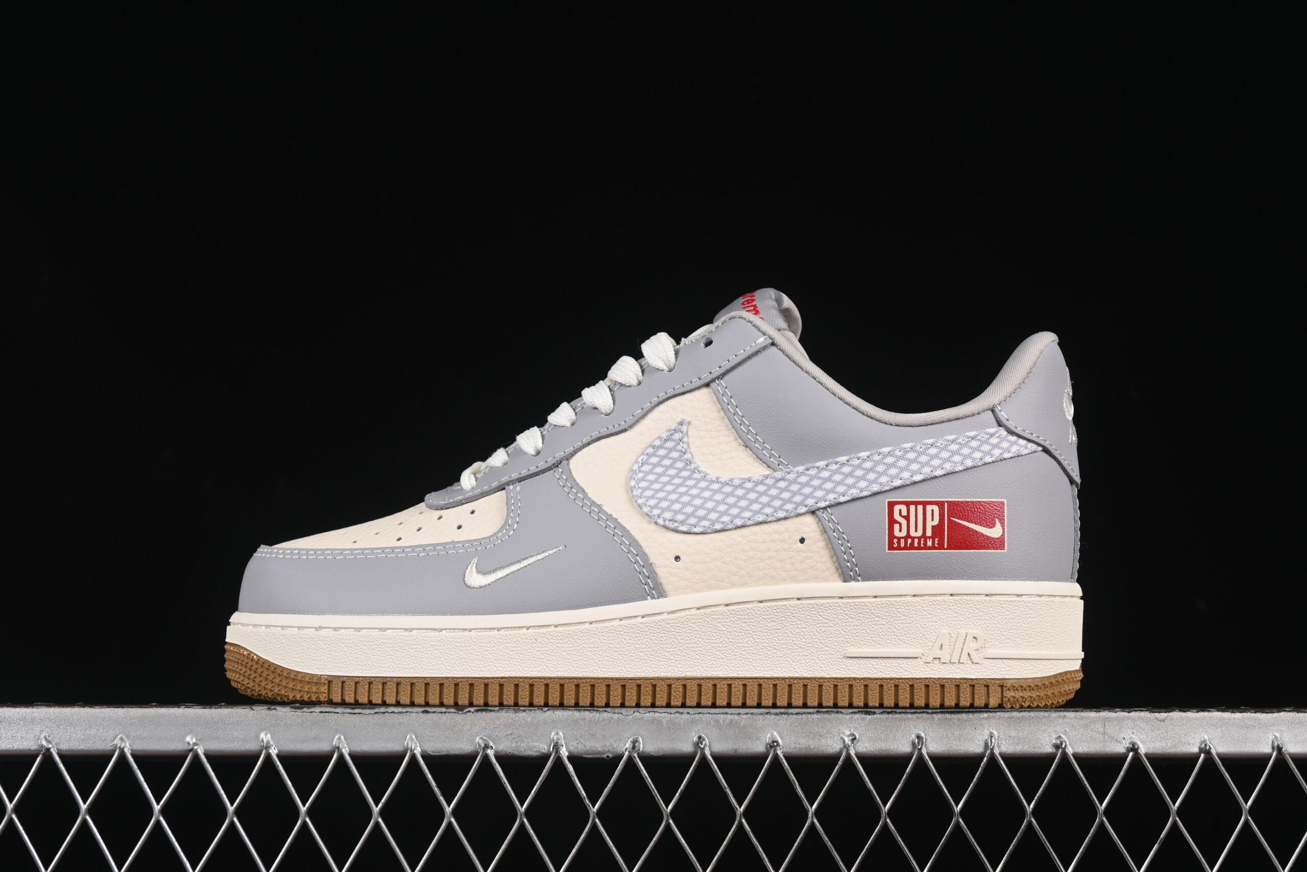 Nike Air Force 1'07 Low Supreme Collaboration Grey Air Force 1 Low Top Casual Skate Shoes KK1988-075