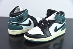 OAJI75921233 Nike Air Jordan 1 Mid Jordan 1 Black Green Mid Top Basketball Shoes FQ7818-100