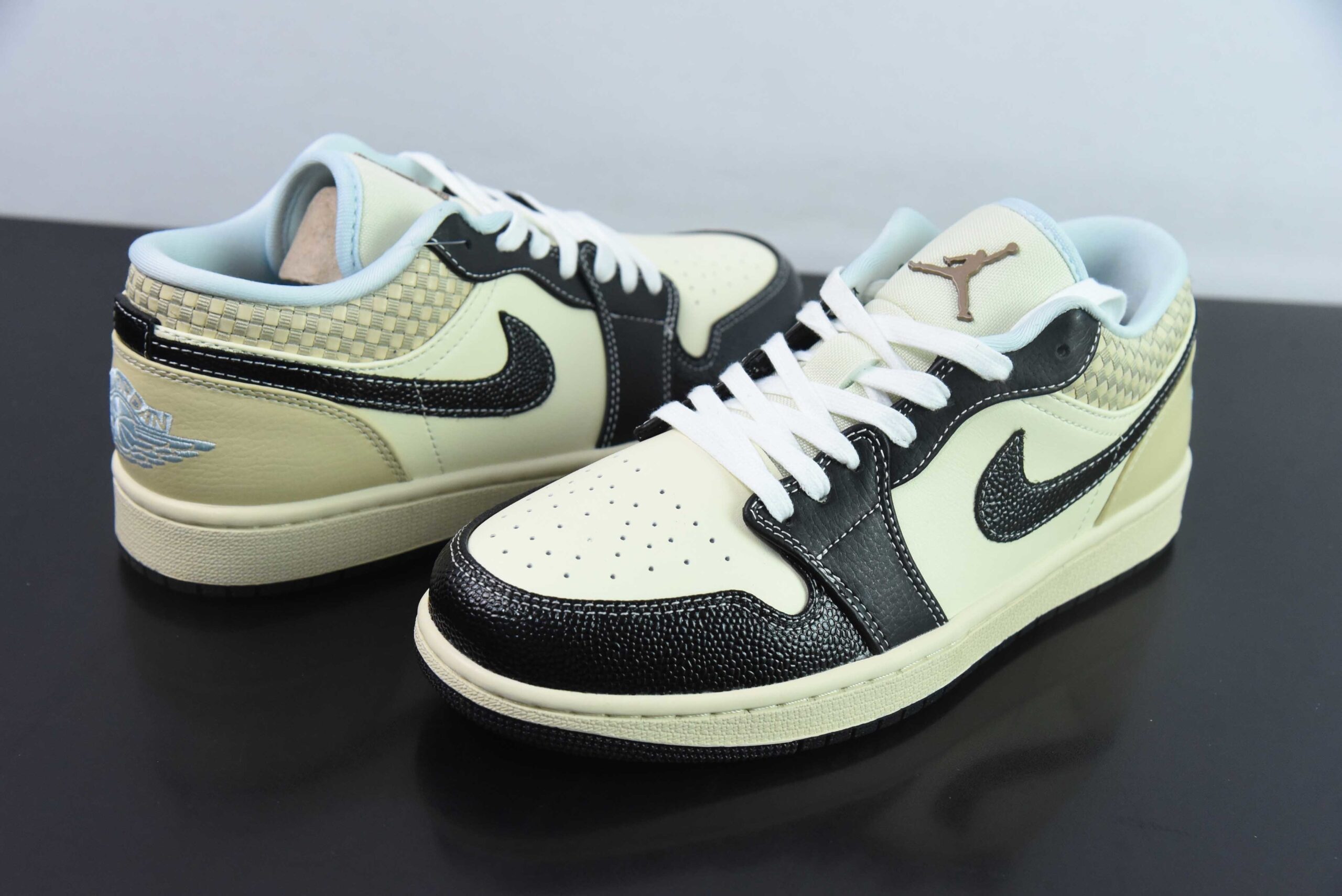 OAJN35689038 Nike Air Jordan 1 Low Top Culture Basketball Shoes HQ3437-101