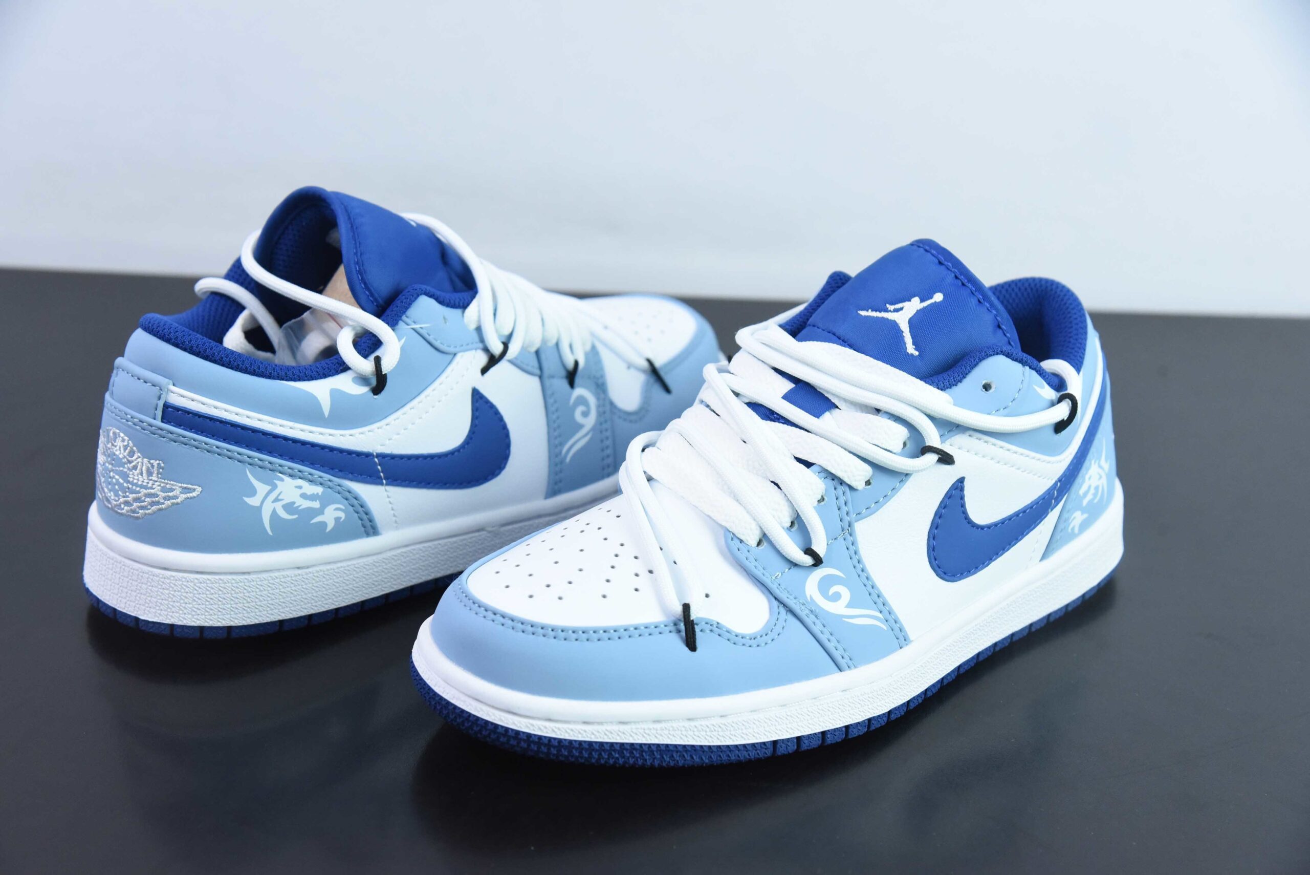 Custom OAJR87980633 Nike Air Jordan 1 Low Top Colorway 553558-414