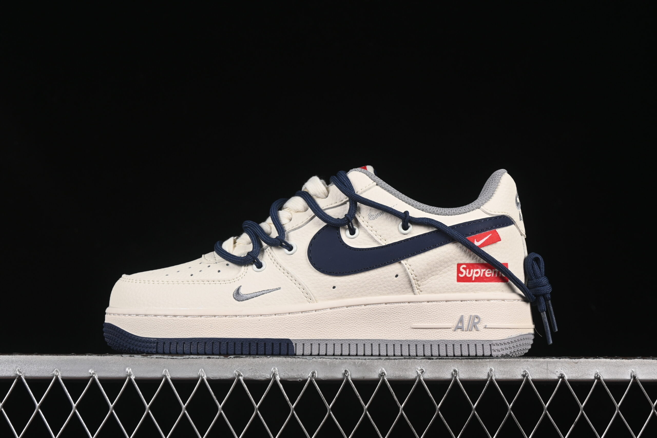 Nike Air Force 1'07 Low Supreme Collaboration Blue Grey Air Force 1 Low Top Casual Skate Shoes DM6868-068
