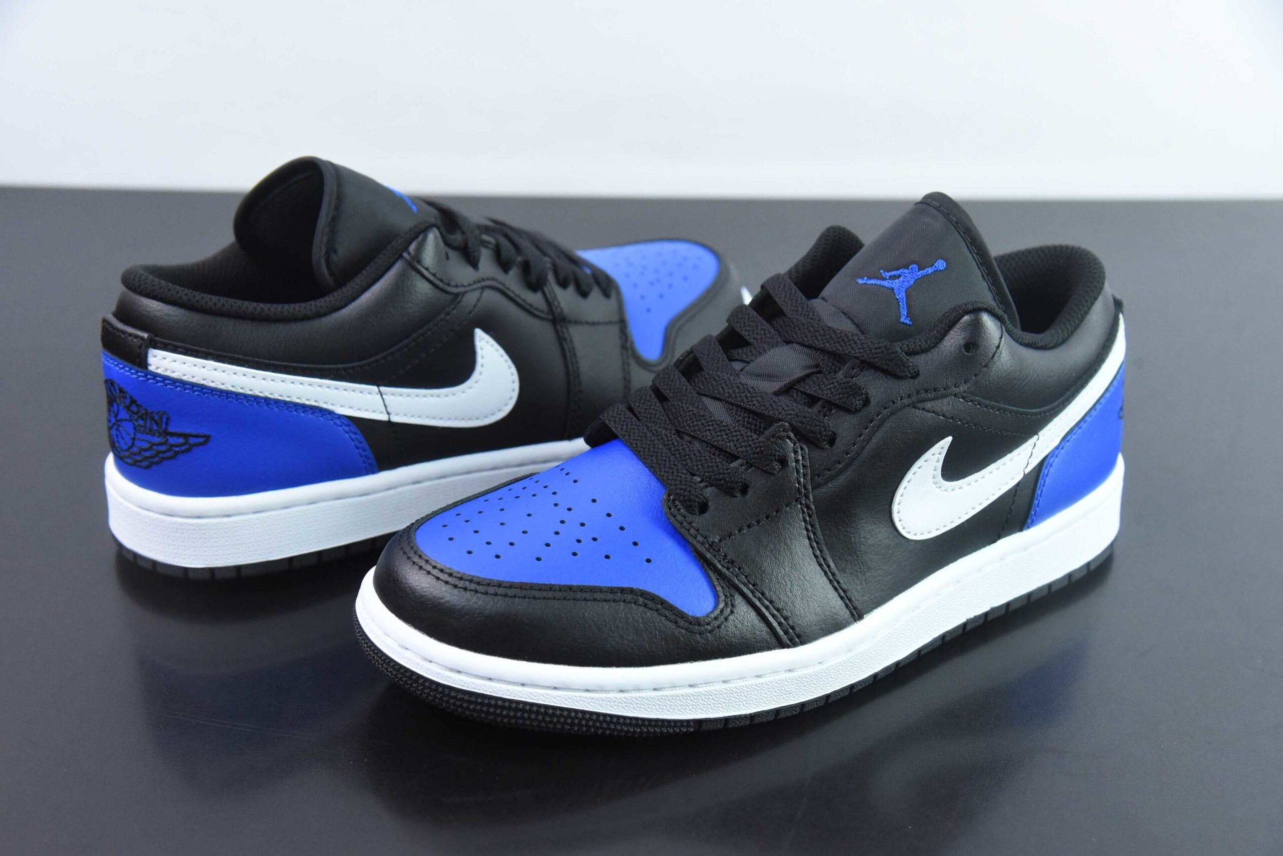 QAJF27004734 DT Nike Air Jordan 1 Low Top Black Blue White 553558-042