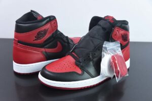 SHFN50796768 Version Air Jordan 1 Retro Bred Banned Black Red 555088-001