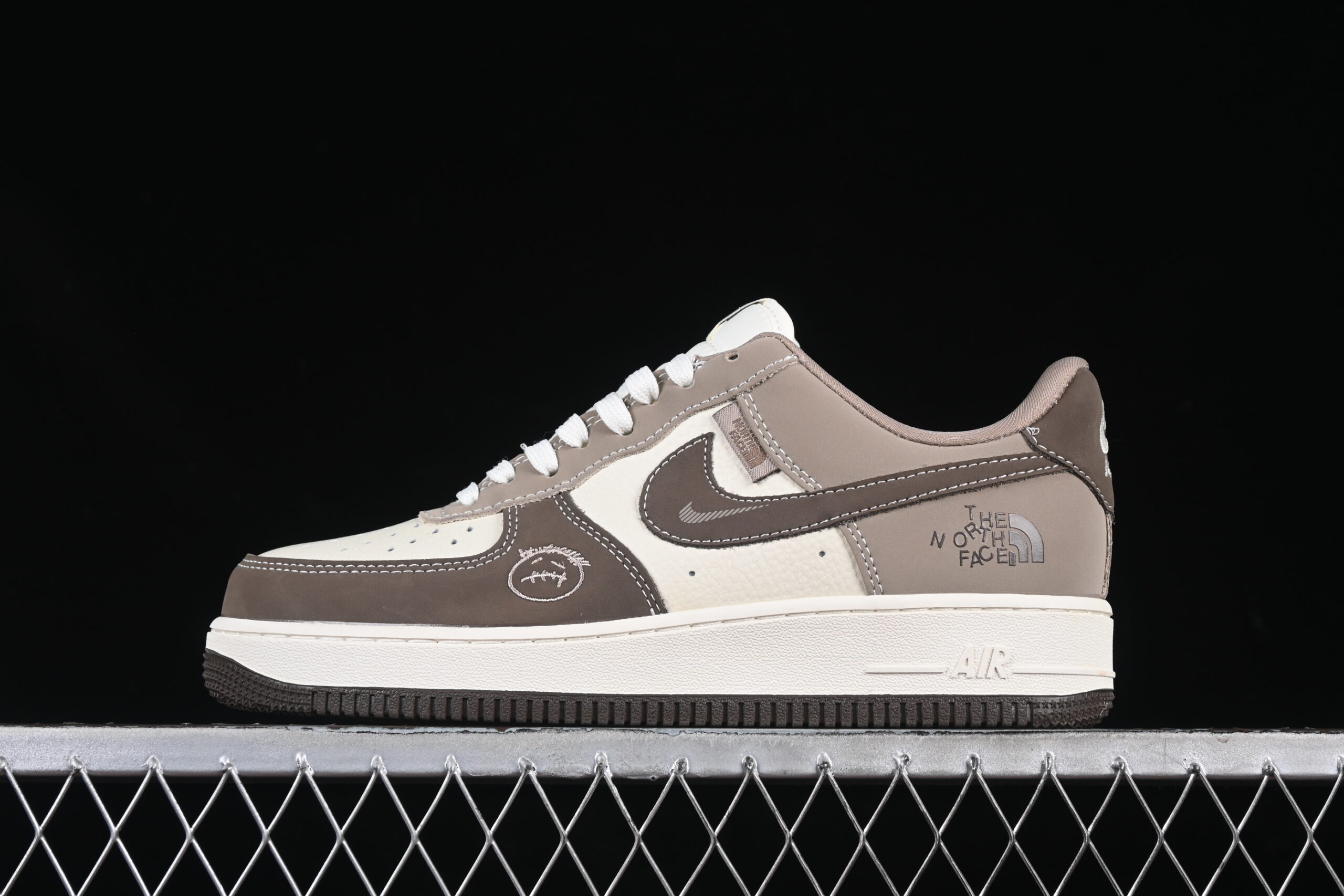 Nike Air Force 1'07 Low Collaboration Brown Air Force 1 Low Top Casual Skate Shoes KK1988-065