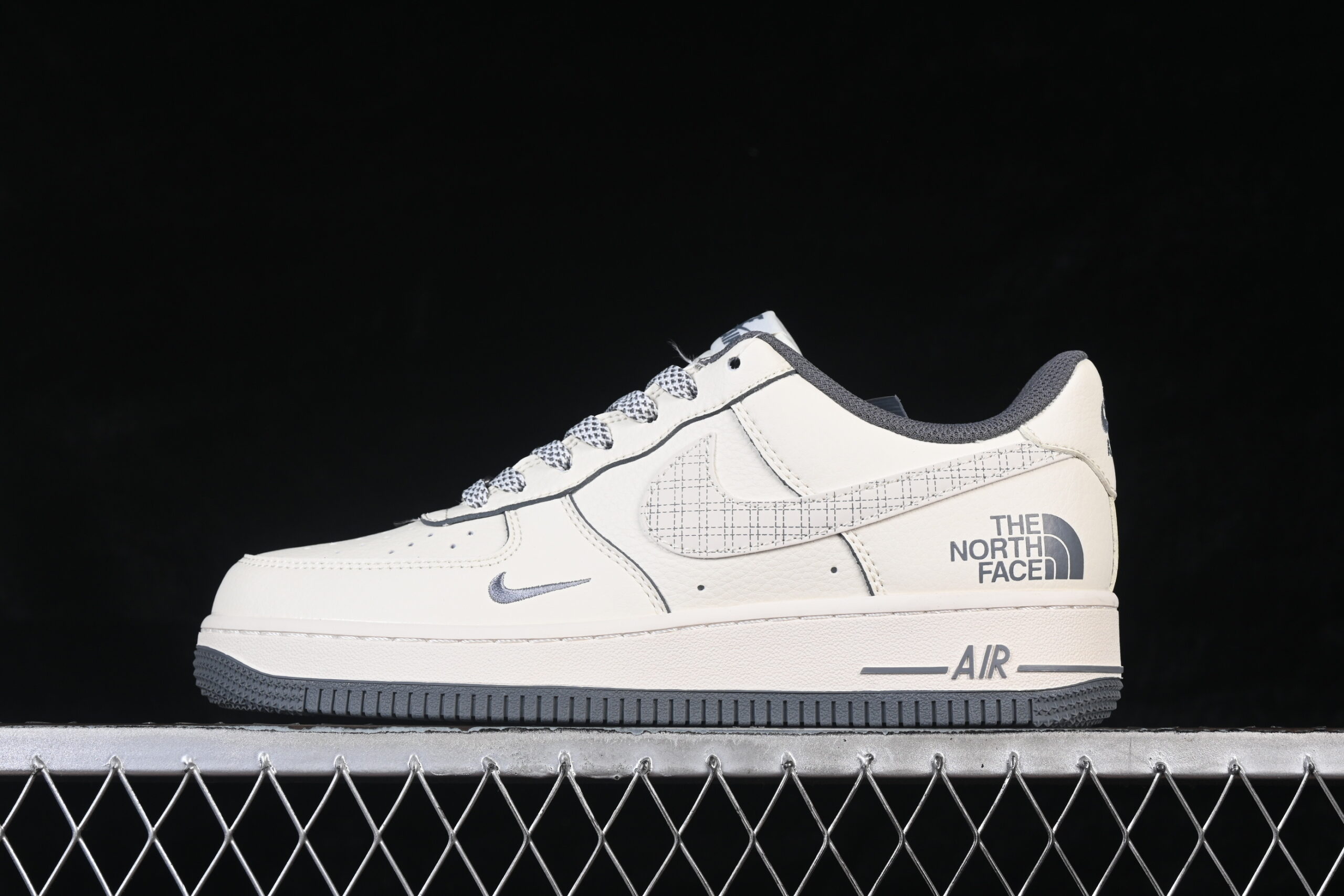 Nike Air Force 1'07 Low Collaboration Cream Grey Air Force 1 Low Top Casual Skate Shoes JP8028-058