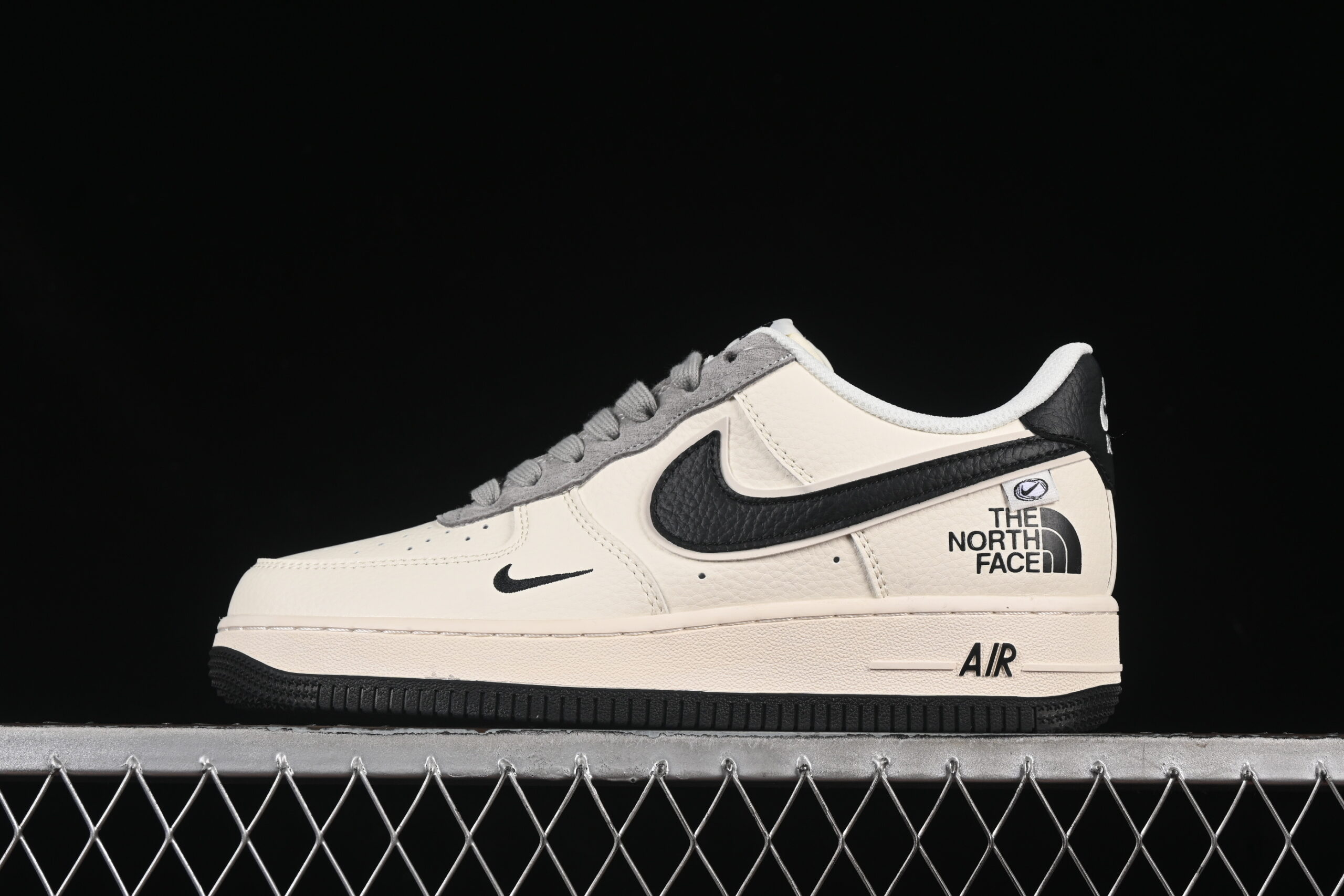 Nike Air Force 1'07 Low Collaboration Cream Black Air Force 1 Low Top Casual Skate Shoes XZ6188-190