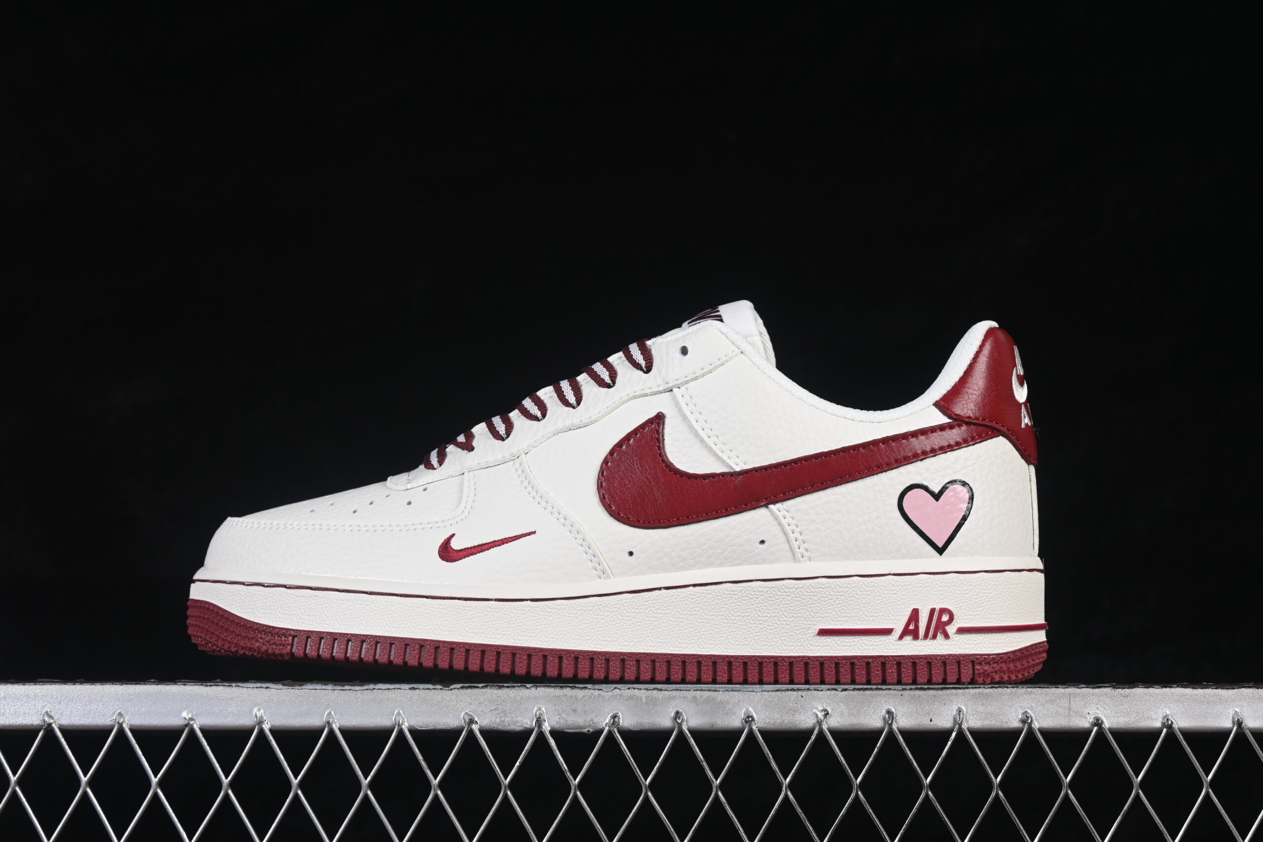 Nike Air Force 1'07 Low Limited White Red Air Force 1 Low Top Casual Skate Shoes NH0601-539