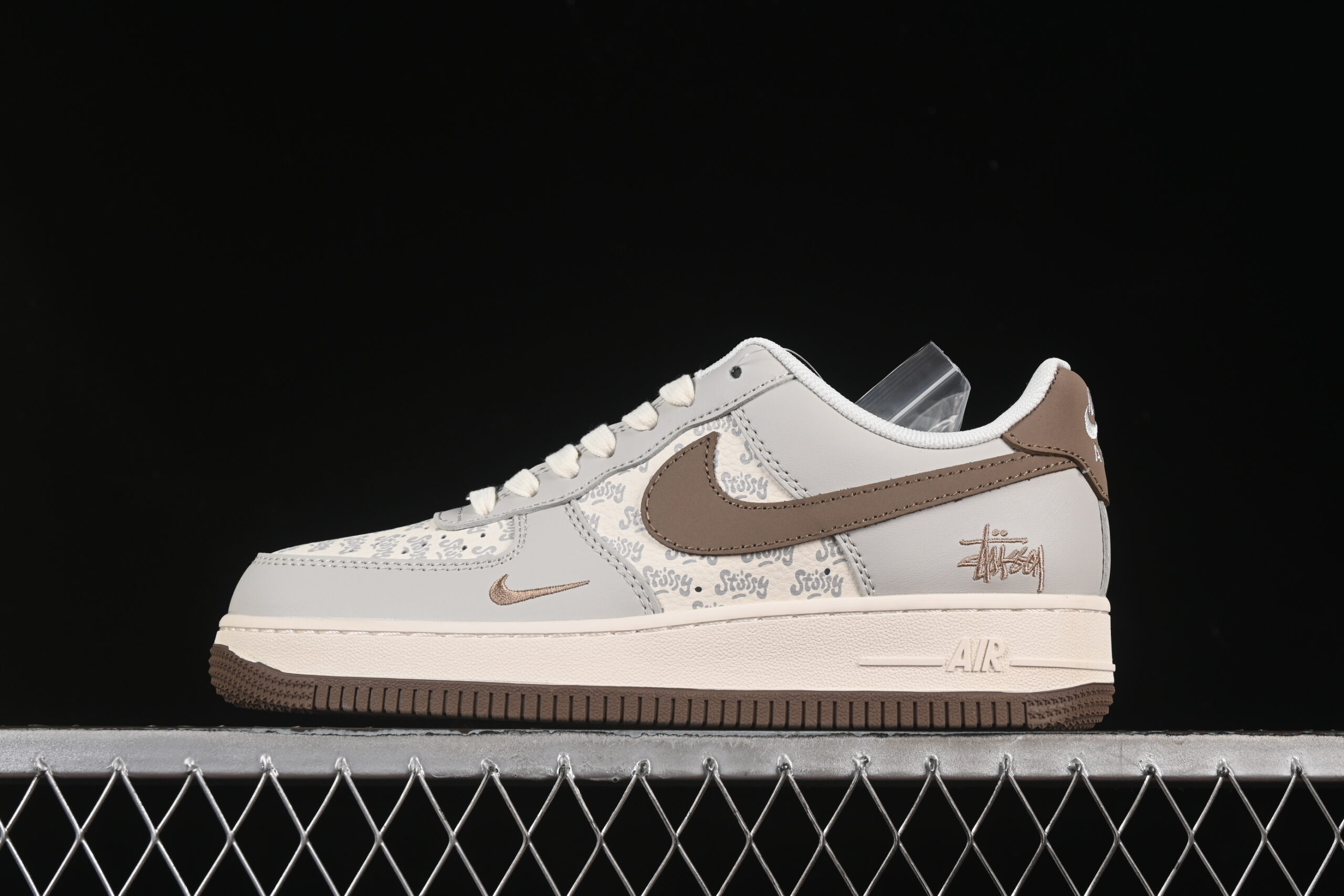 Nike Air Force 1'07 Low Collaboration Brown Air Force 1 Low Top Casual Skate Shoes ZH2598-320