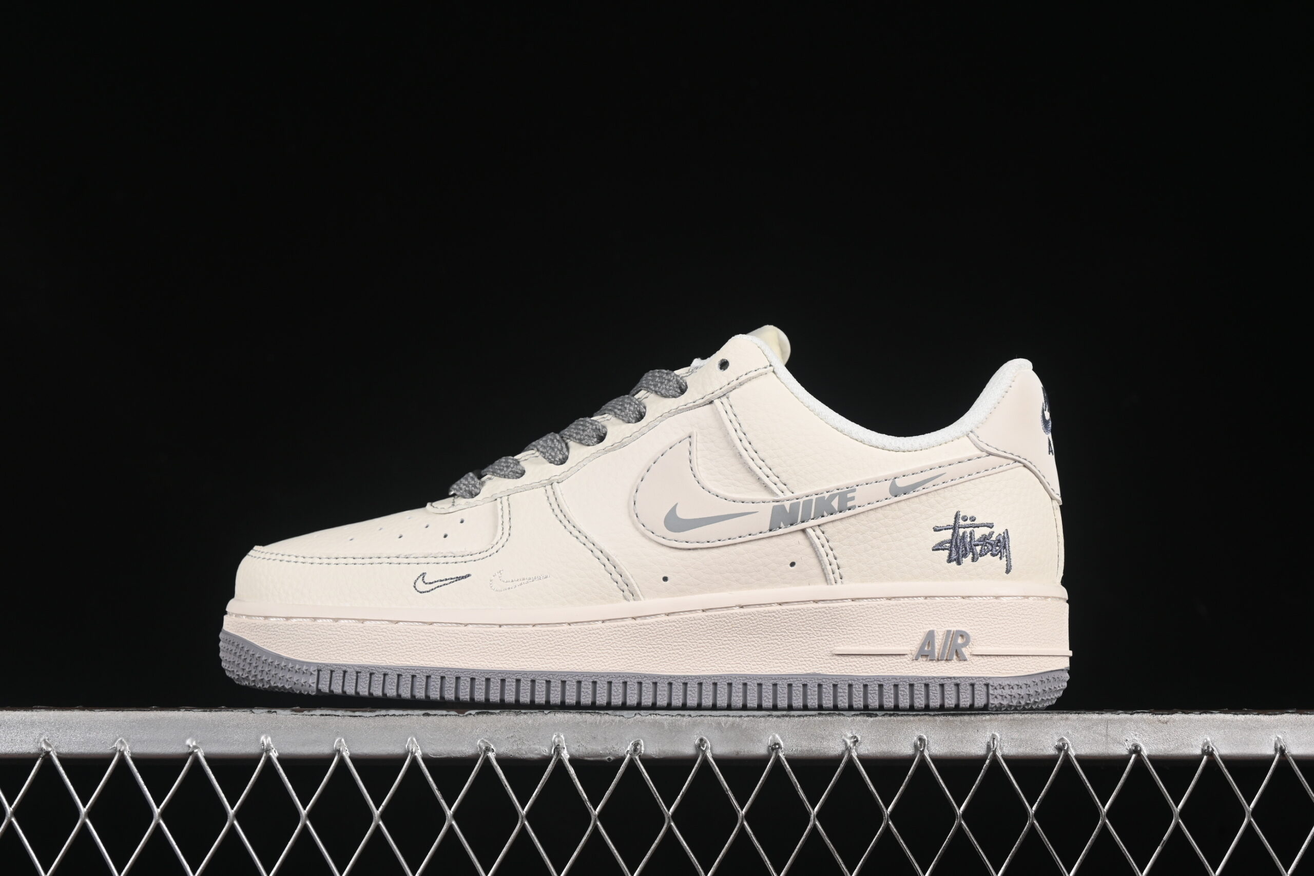 Nike Air Force 1'07 Low Collaboration Cream Grey Nike Air Force 1 Low Top Casual Skate Shoes HH7518-064