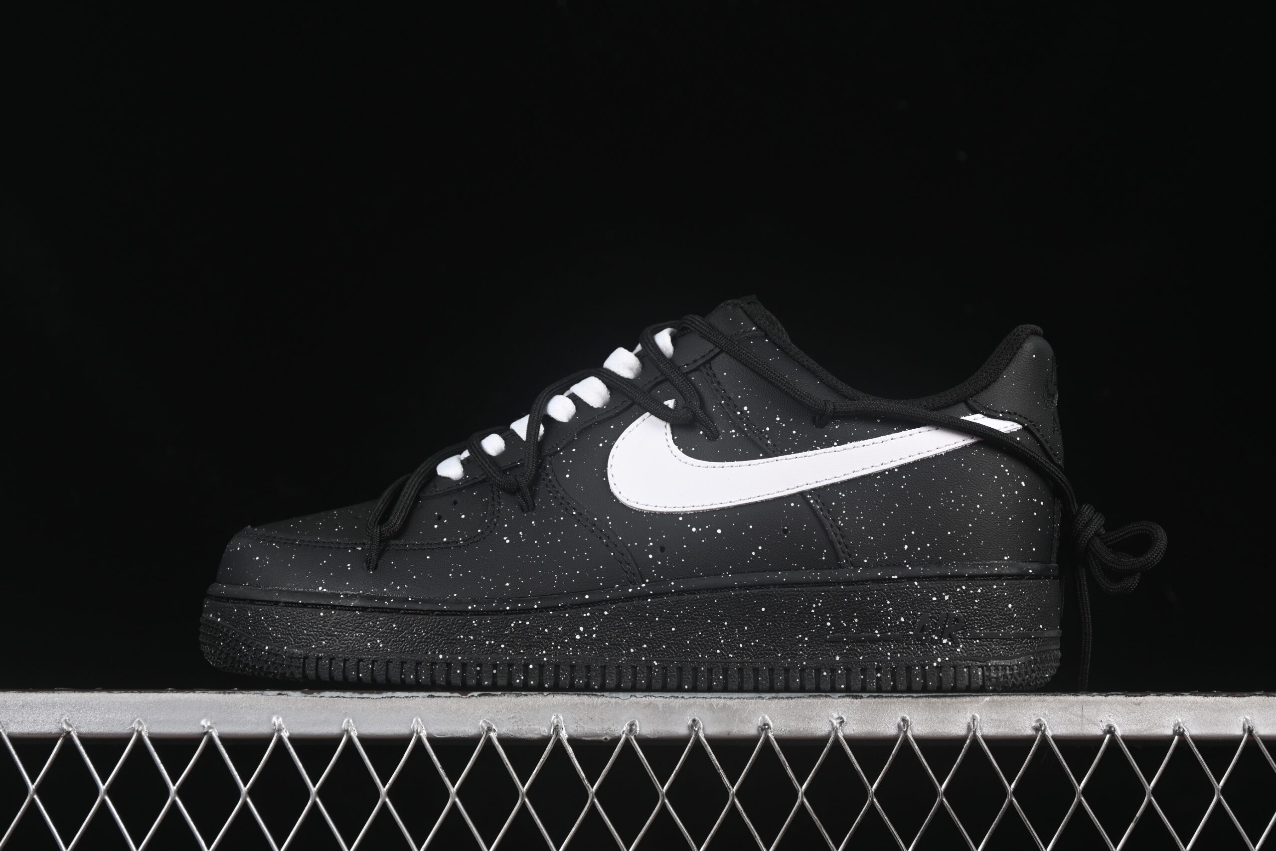 Nike Air Force 1'07 Low White Star Pattern Air Force 1 Low Top Casual Skate Shoes Glitter ZH0316-090