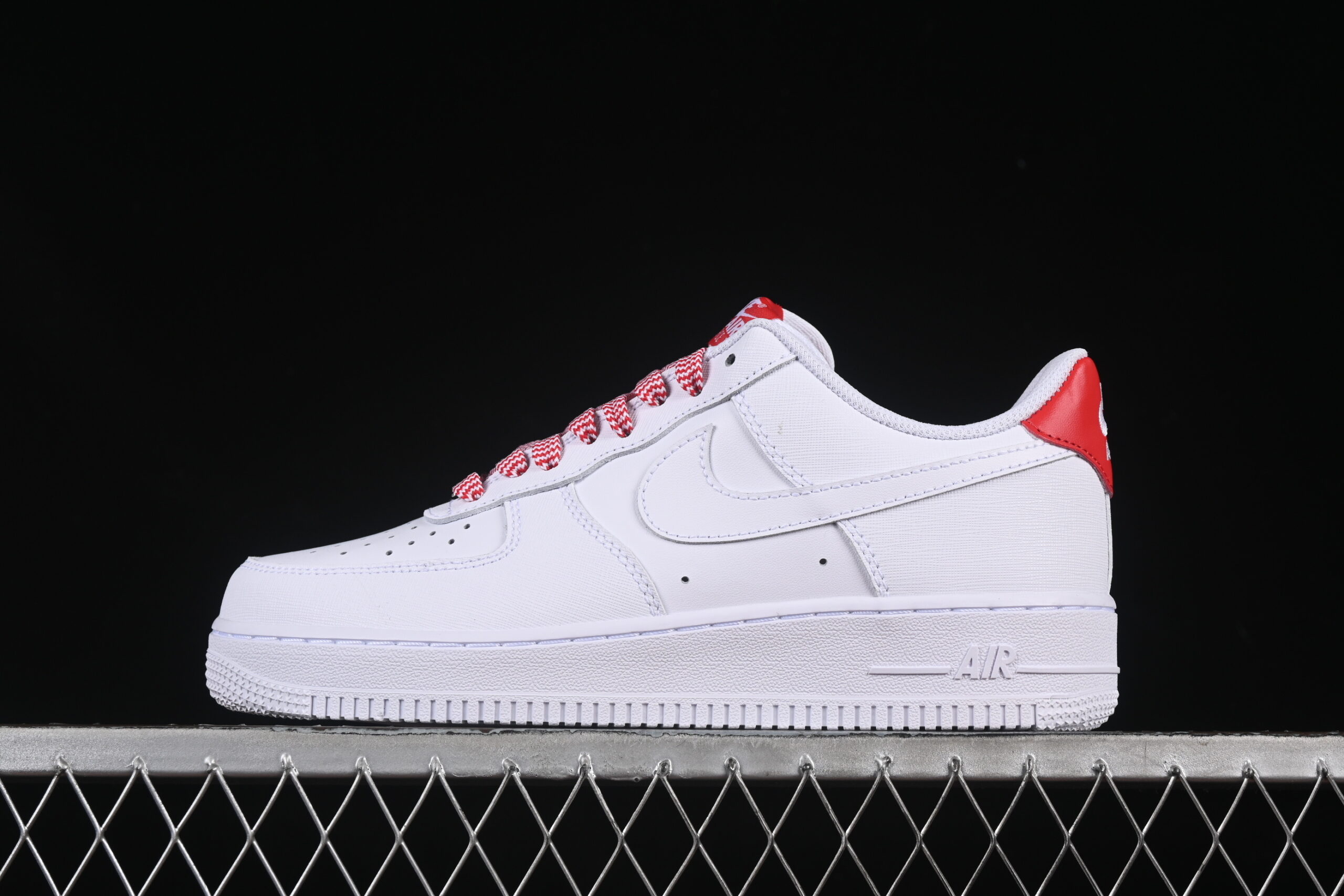 Nike Air Force 1'07 Low Air Force 1 Low Top Casual Skate Shoes IB7167-103