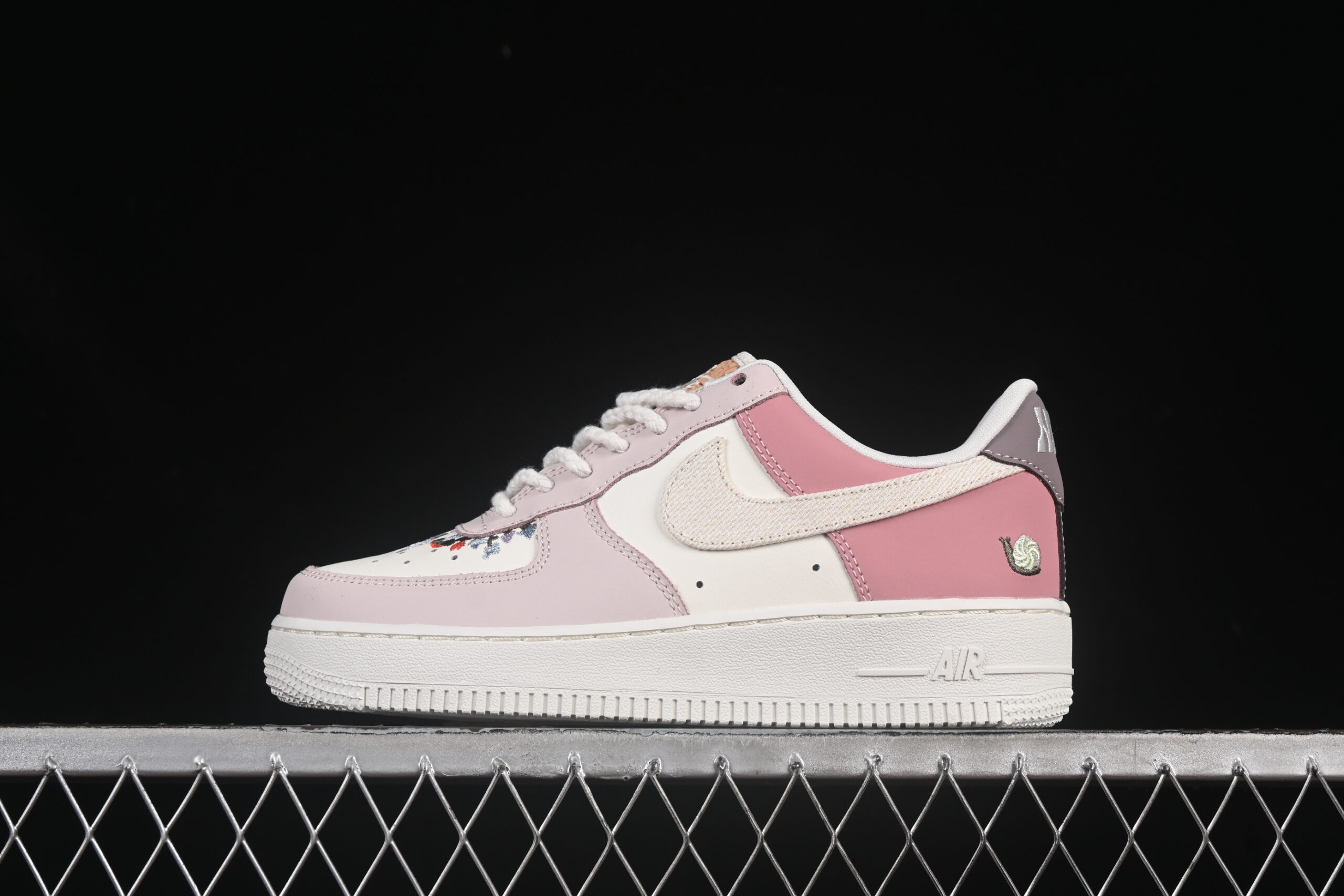 Nike Air Force 1'07 Low Air Force 1 Low Top Casual Skate Shoes IB8874-111