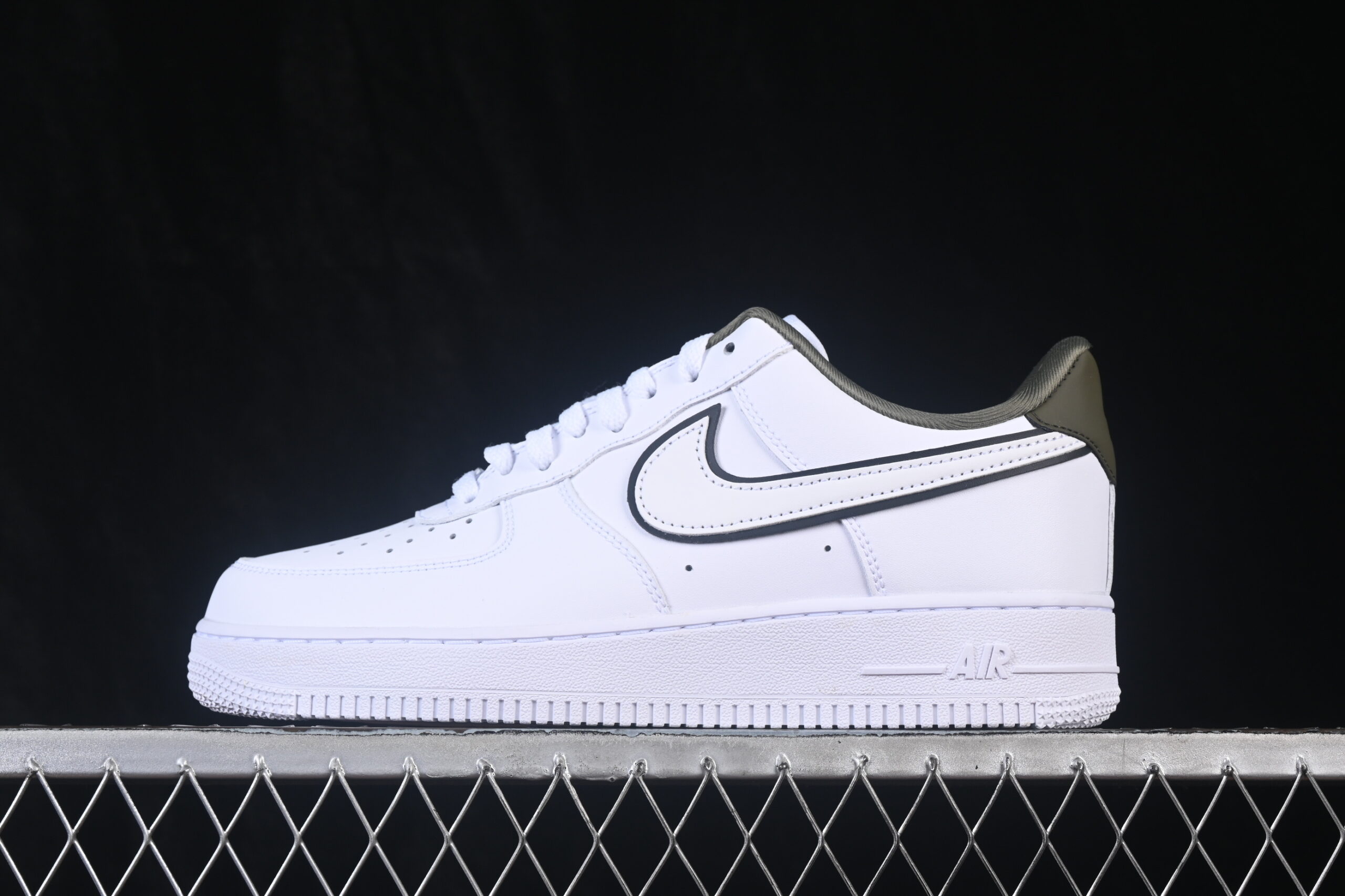 Nike Air Force 1'07 Low Air Force 1 Low Top Casual Skate Shoes IO4226-100