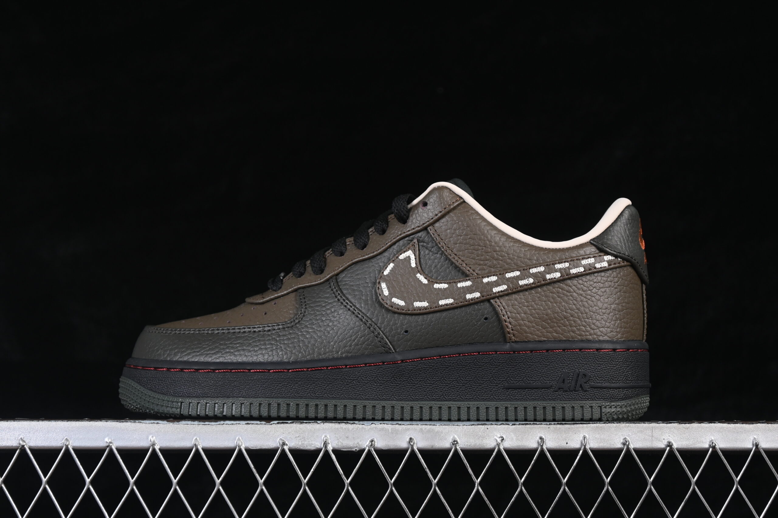 Nike Air Force 1'07 Low Air Force 1 Low Top Casual Skate Shoes IQ1122-320