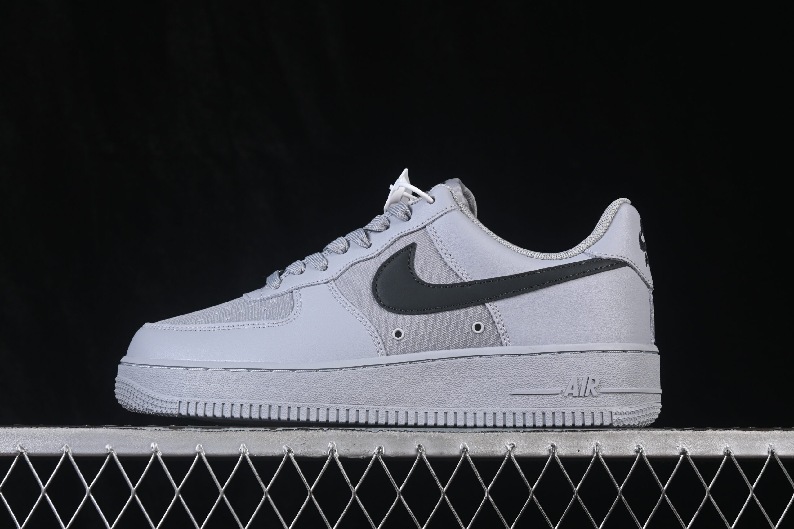 Nike Air Force 1'07 Low Air Force 1 Low Top Casual Skate Shoes IR0952-002