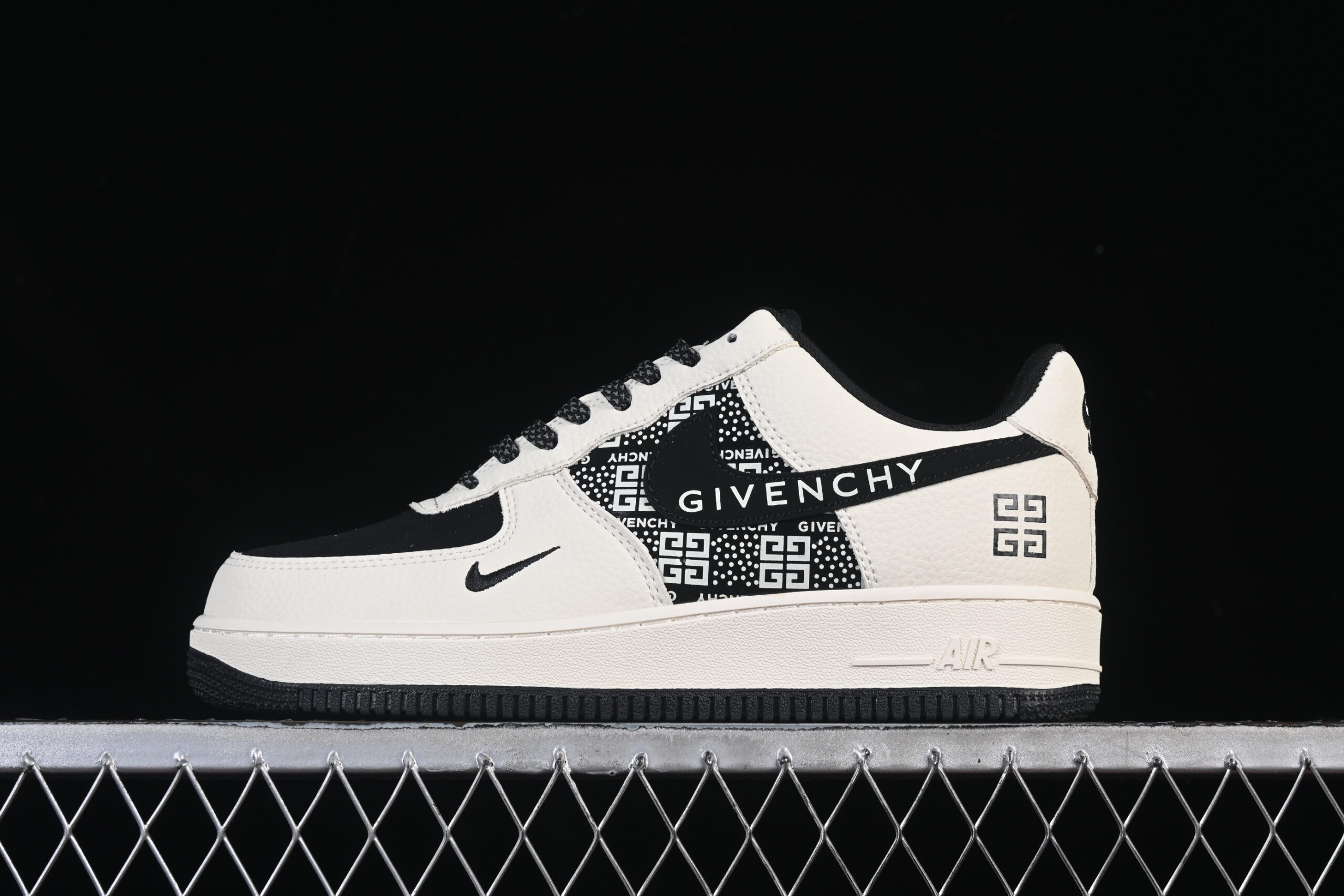 Nike Air Force 1'07 Low Collaboration Cream Black Air Force 1 Low Top Casual Skate Shoes KJ1688-021
